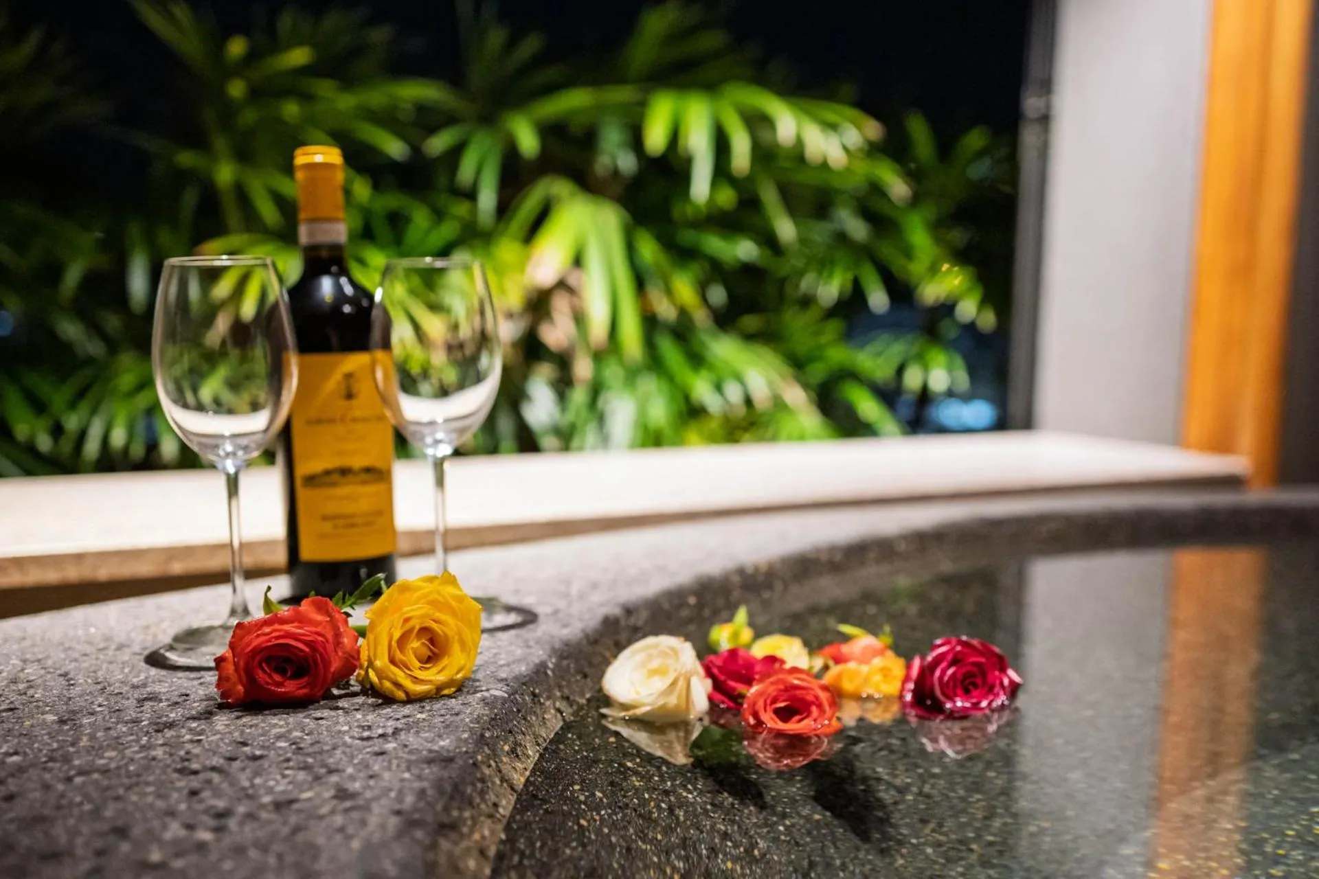 Open Air Bath in Hotel Wakamizu