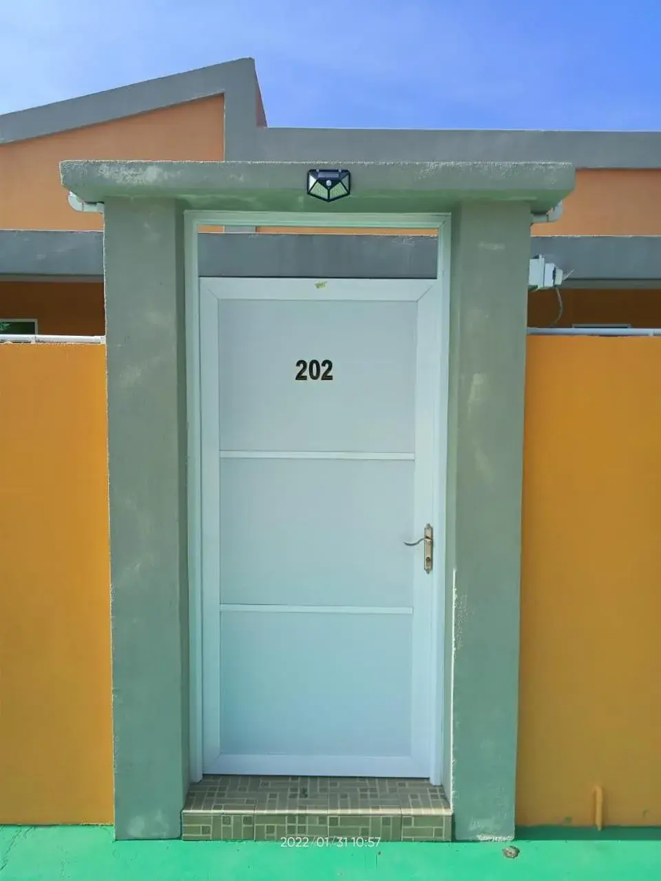 Facade/entrance in Tokman Inn Facade/entrance in Tokman Inn