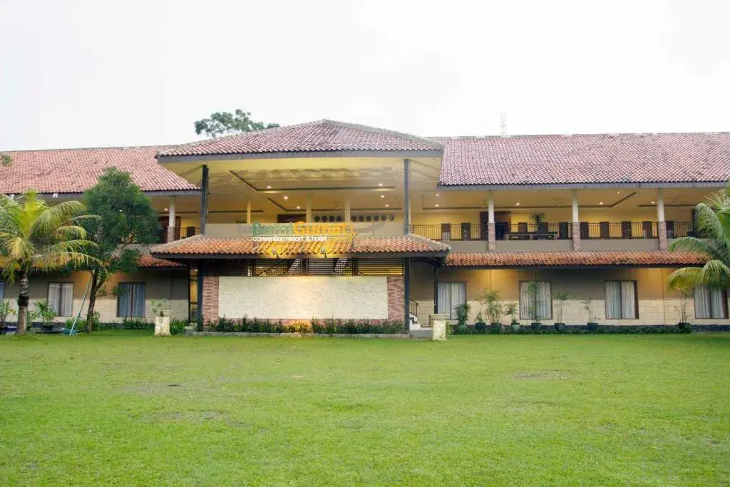 Landmark view in Bumi Gumati Resort & Convention Landmark view in Bumi Gumati Resort & Convention