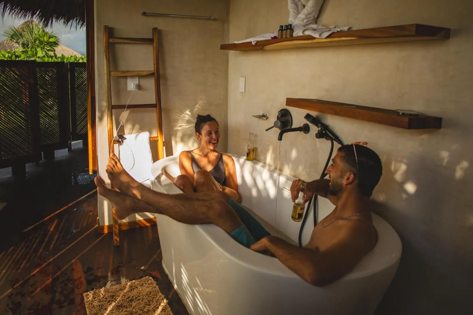 Bath in Aldea Mizúl - Beach Front - Adults Only