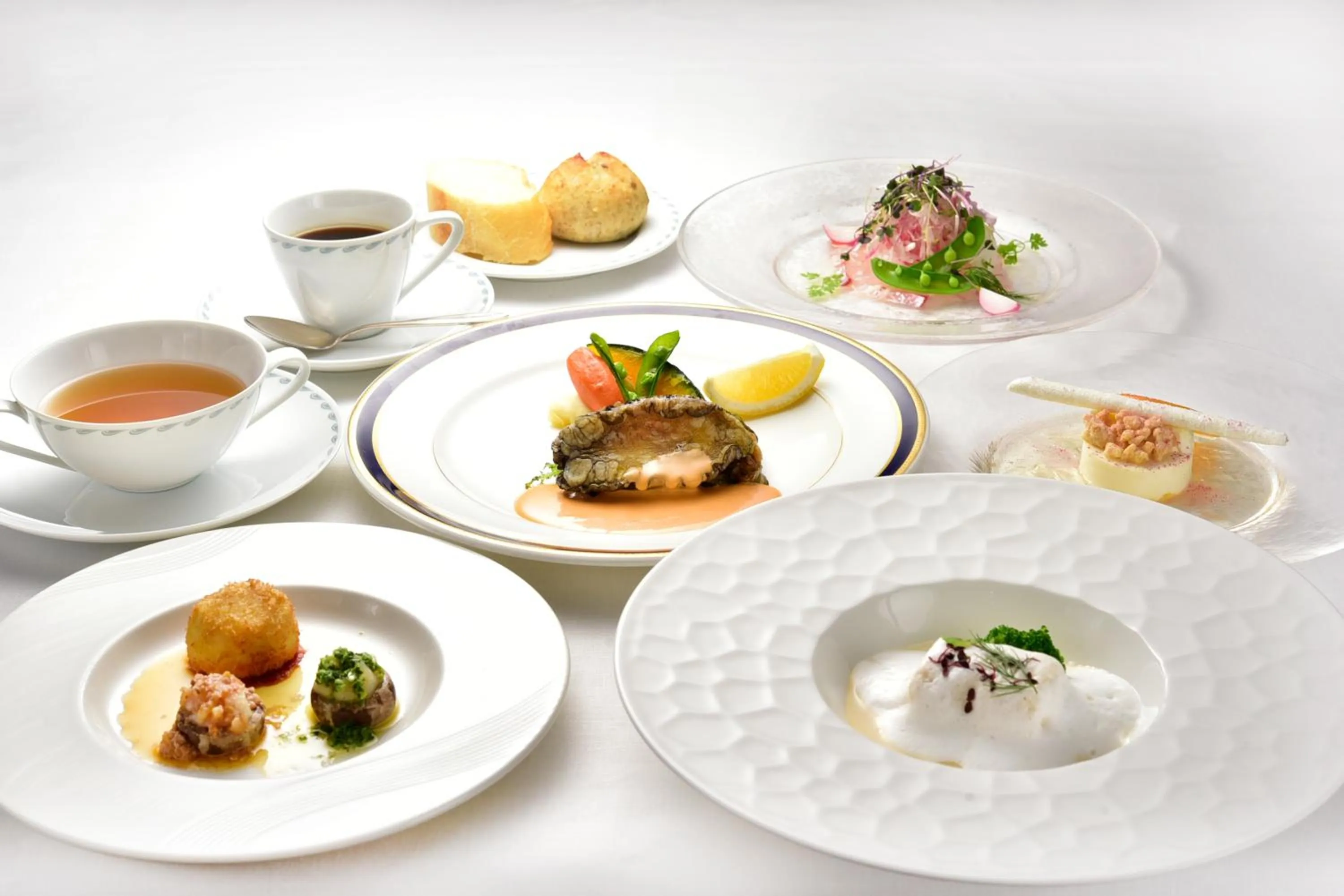 Food in Kawana Hotel