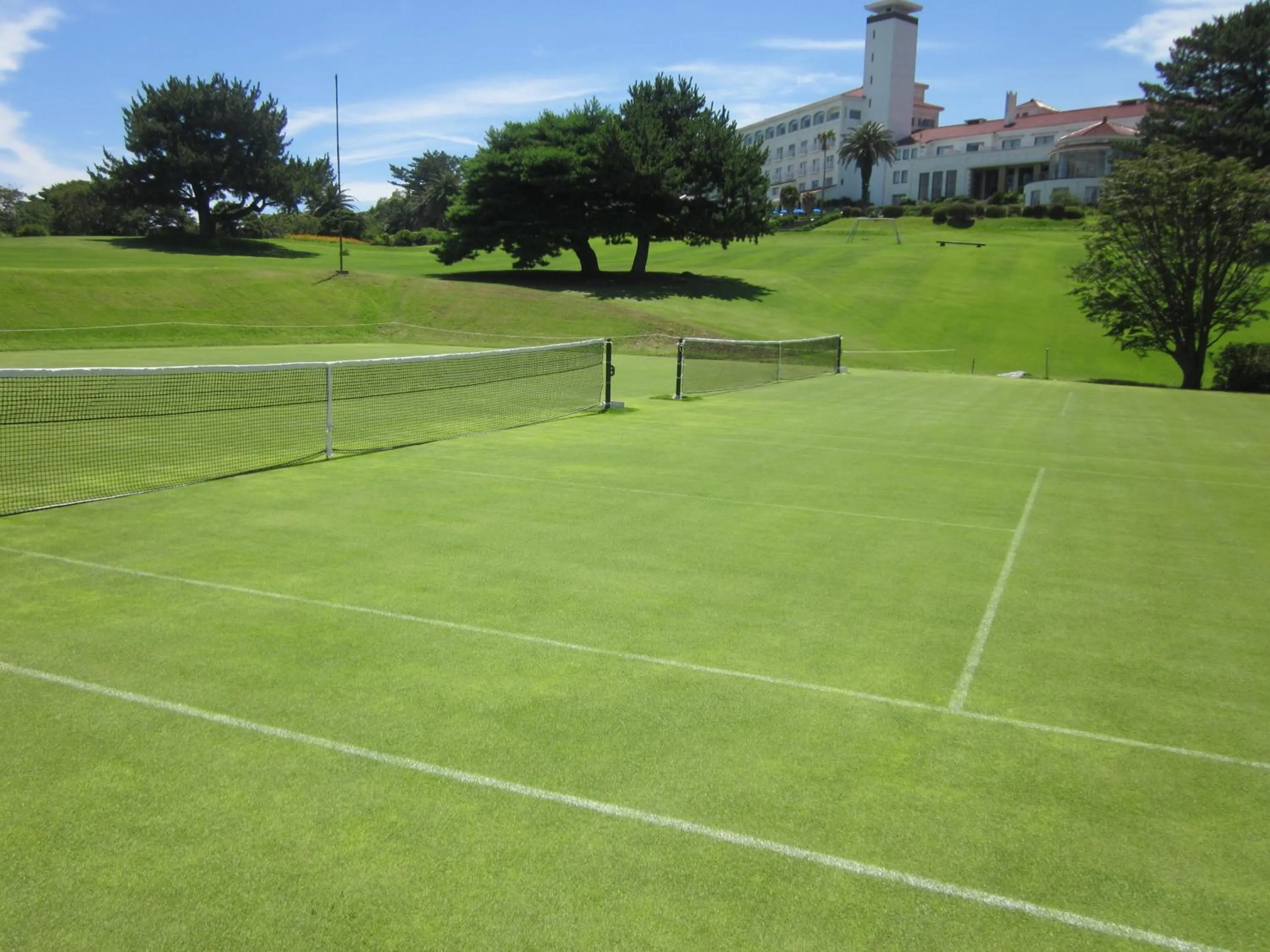 Tennis court in Kawana Hotel