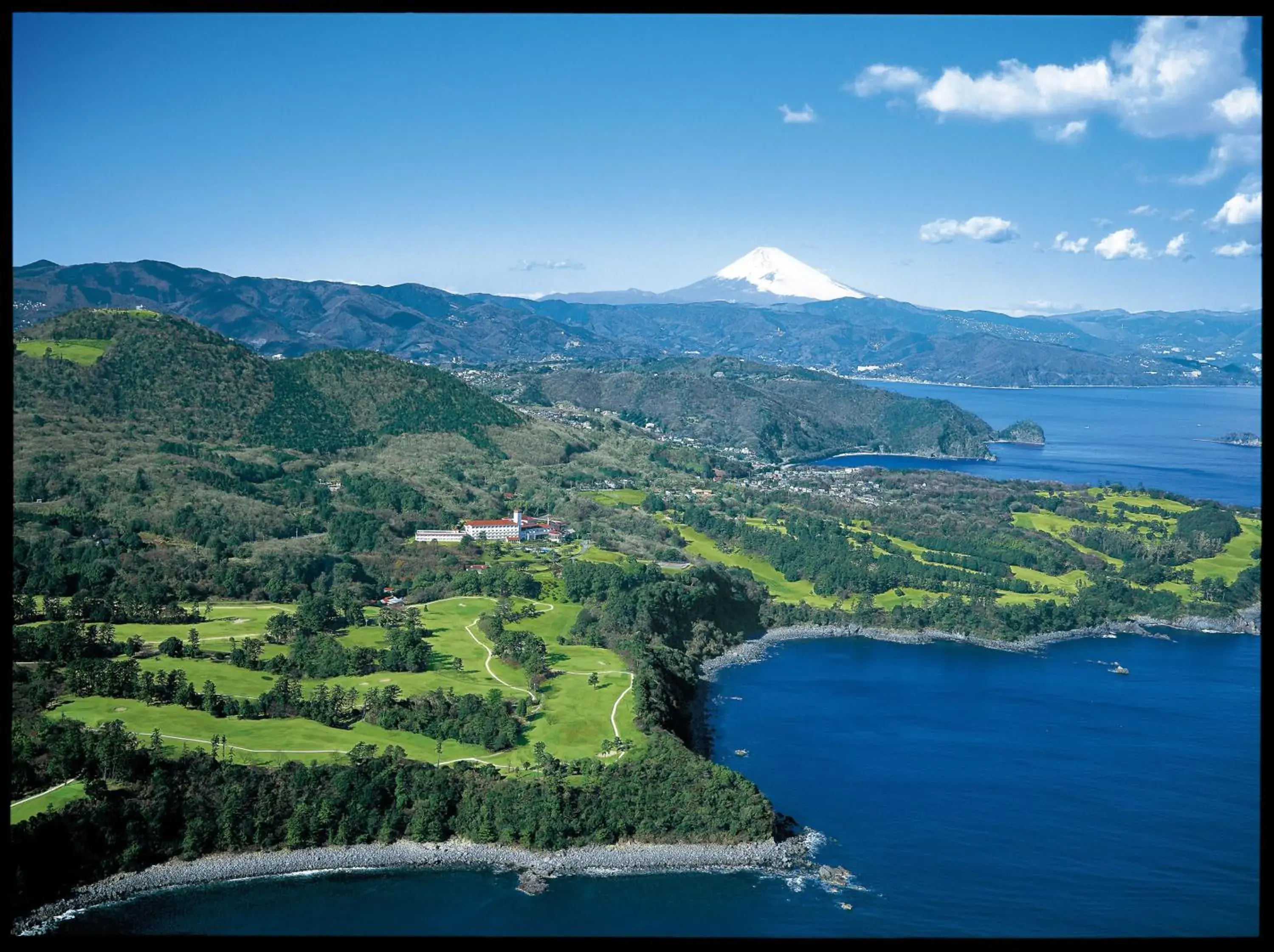 Property building in Kawana Hotel Property building in Kawana Hotel