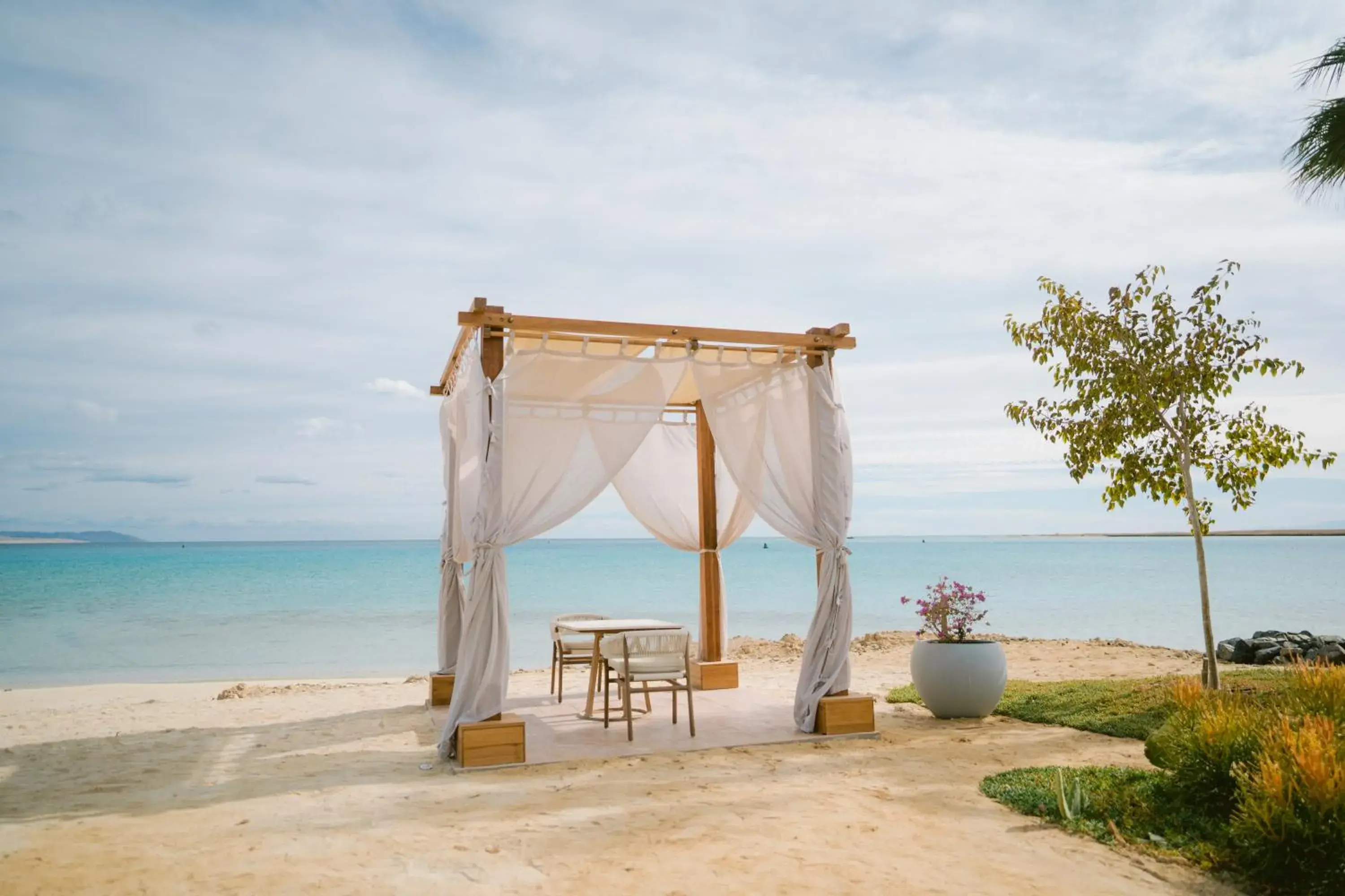 Restaurant/places to eat in Tawila Island Resort Restaurant/places to eat in Tawila Island Resort