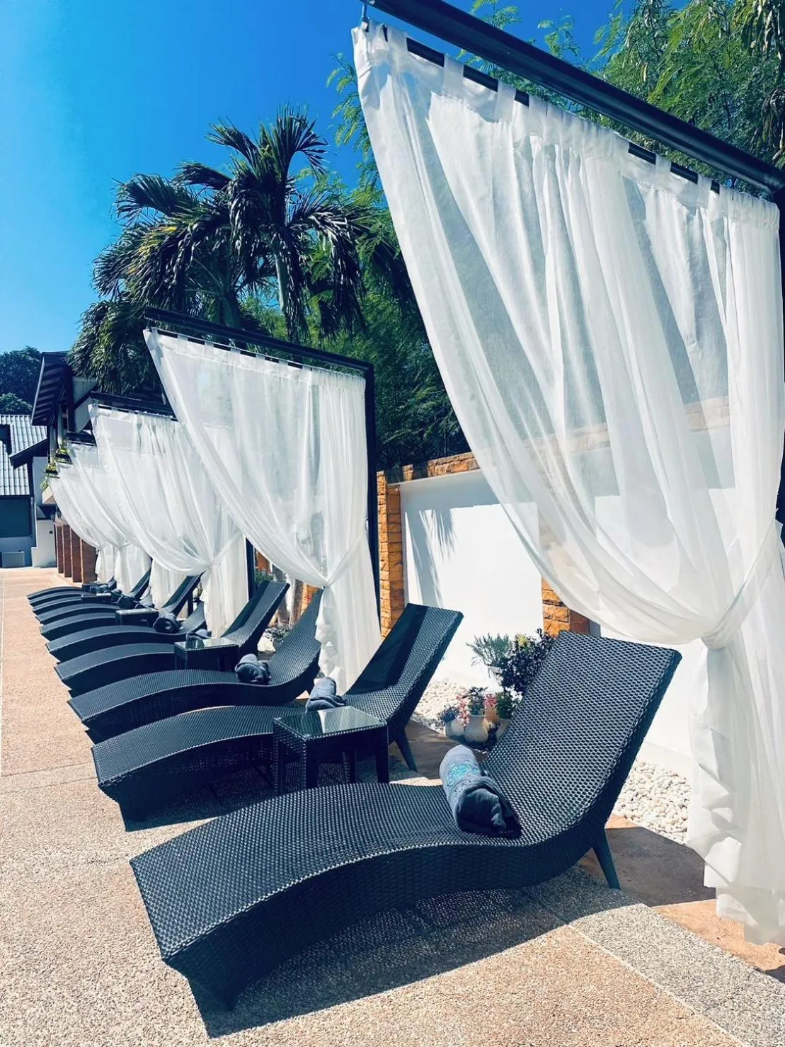 sunbed in Ocean Pie Phuket - Adult Only