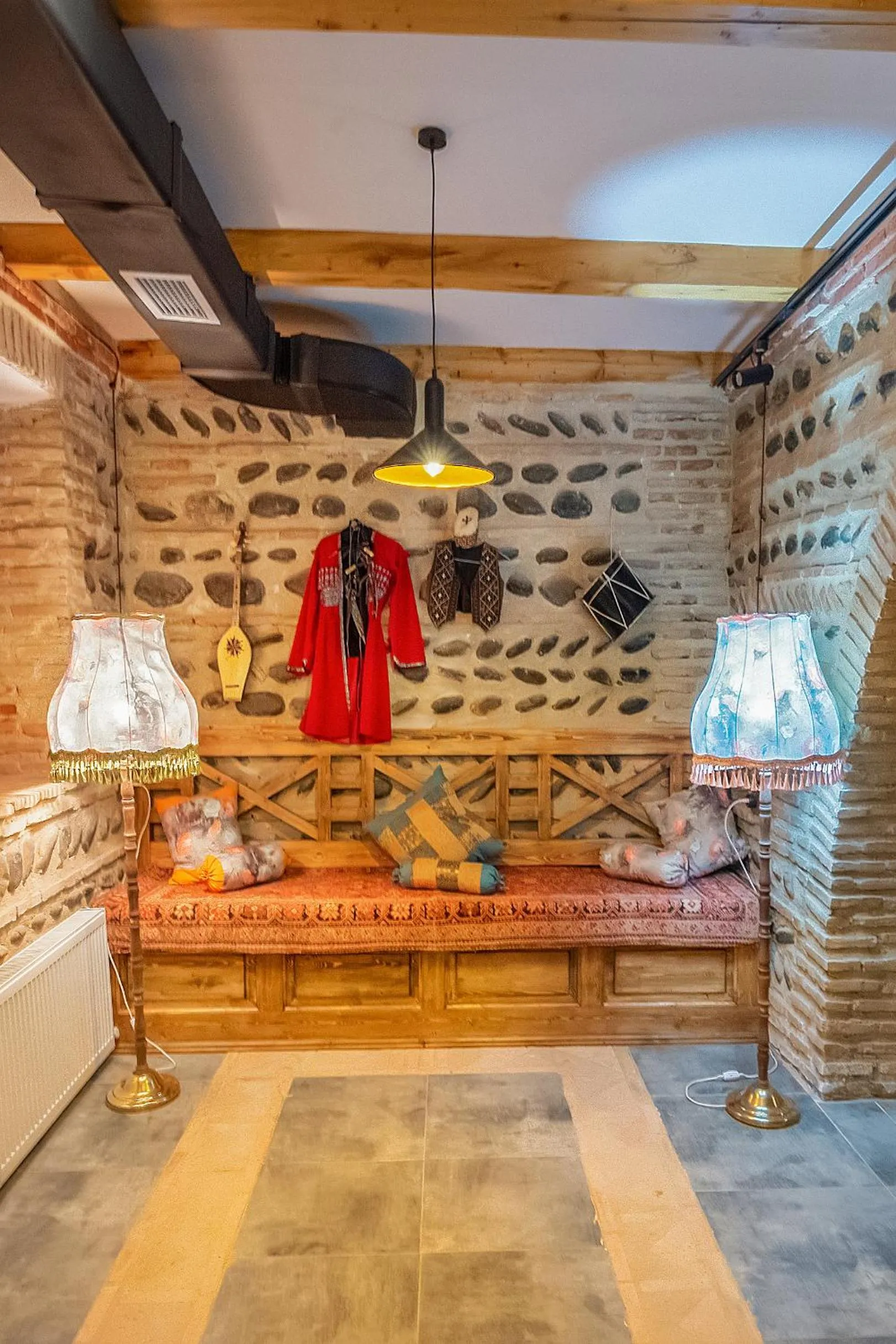 Restaurant/places to eat in Dzvel Ubanshi