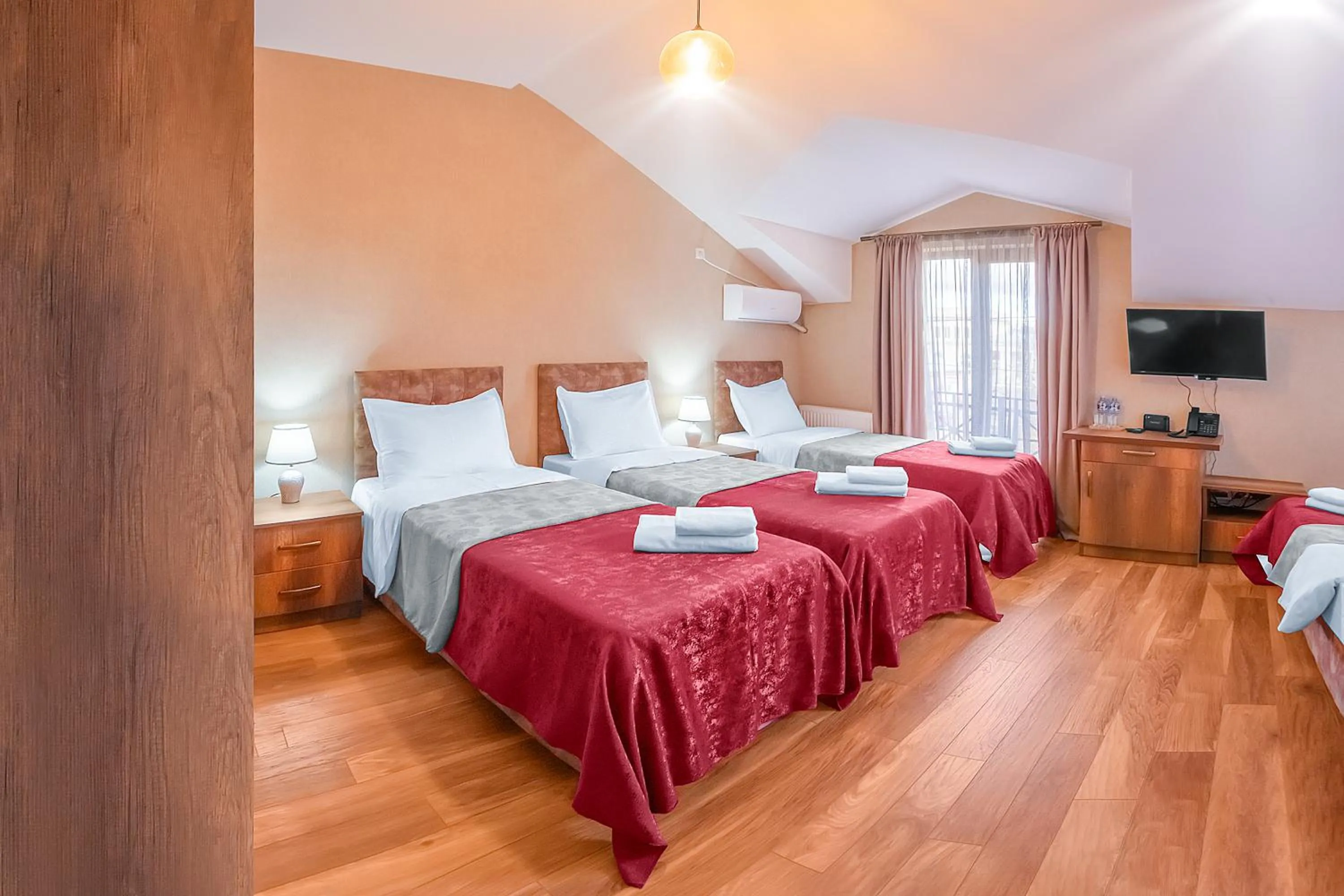 Family in Dzvel Ubanshi