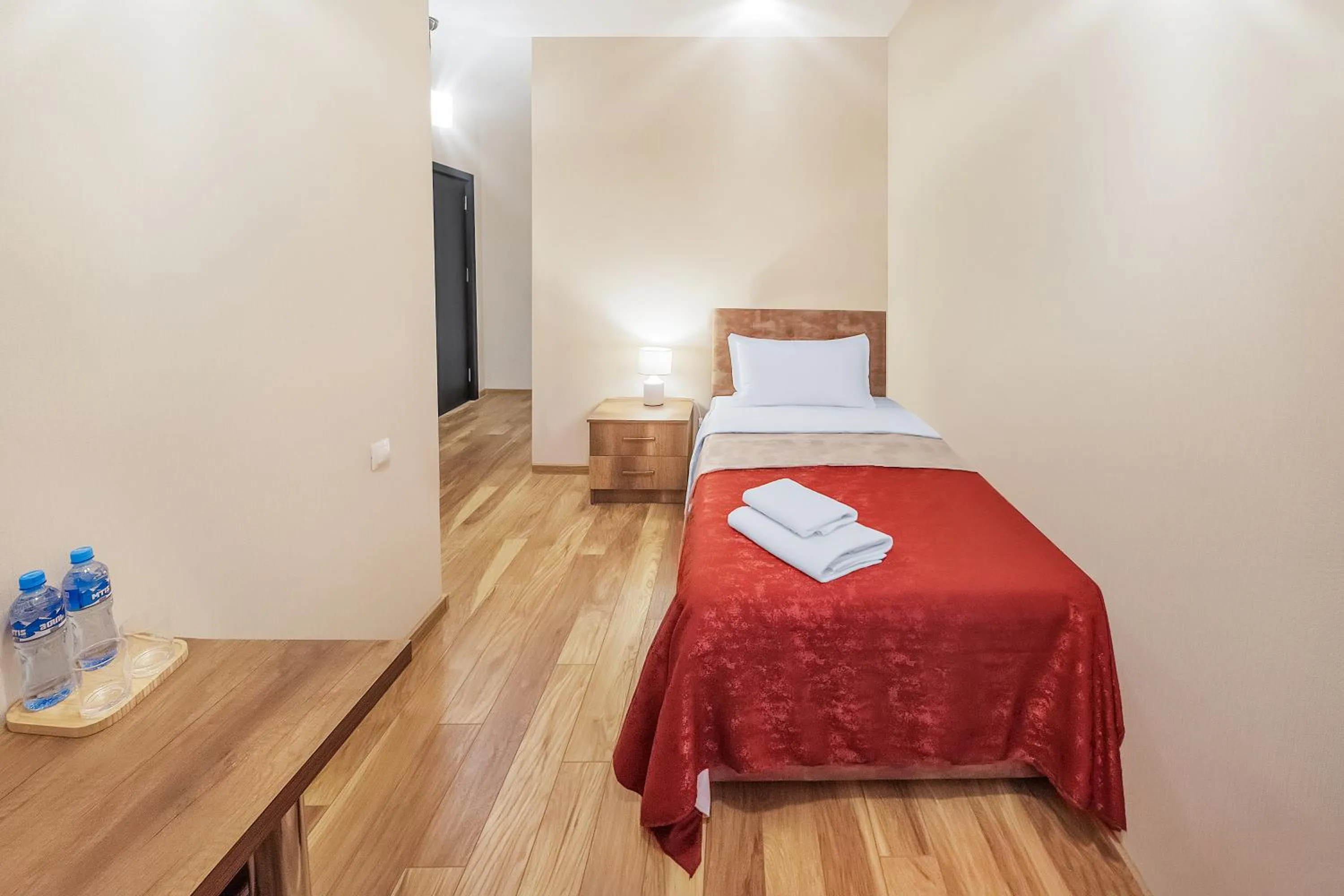 Bedroom in Dzvel Ubanshi