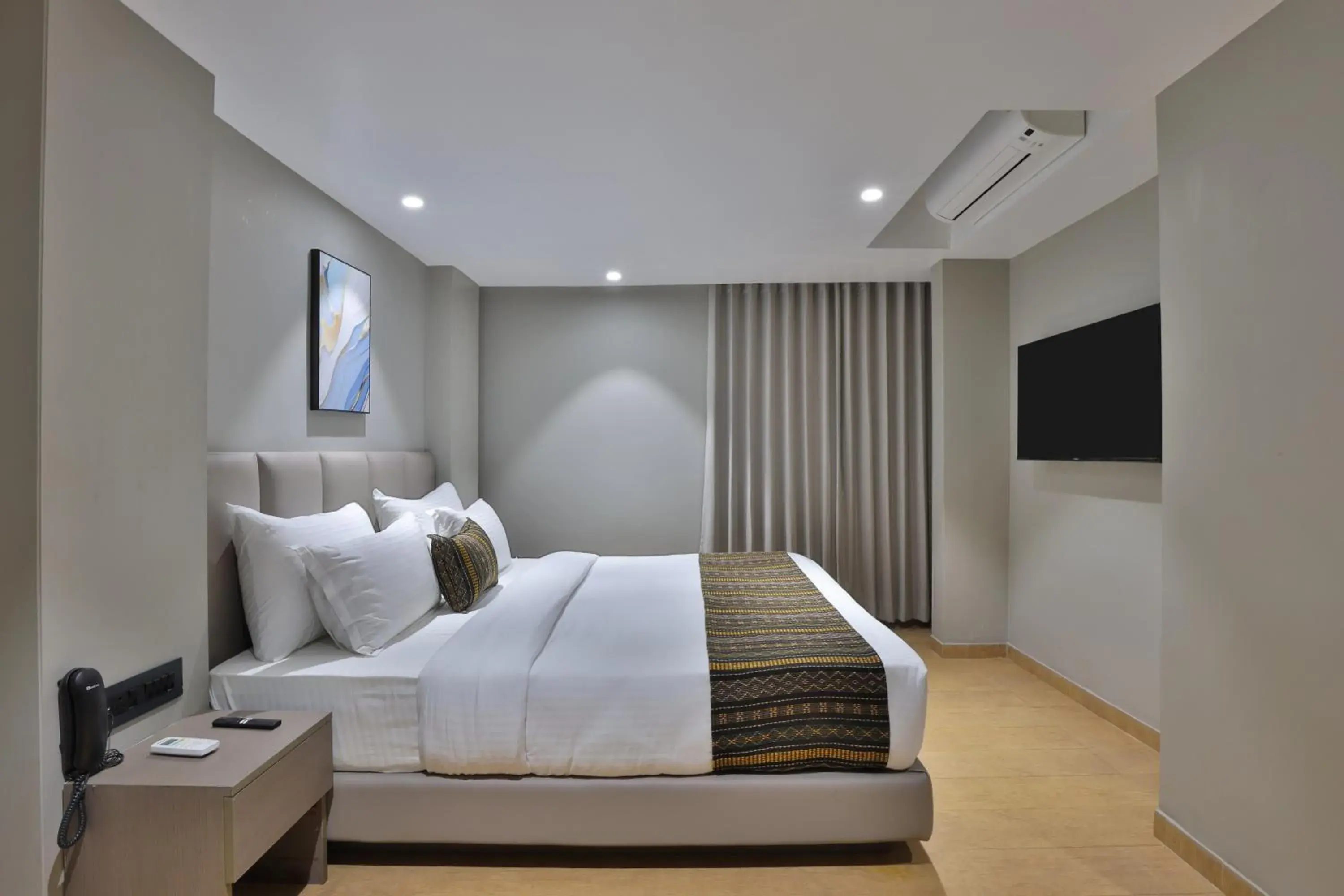 View (from property/room), Bed in Hotel Shivashish View (from property/room), Bed in Hotel Shivashish