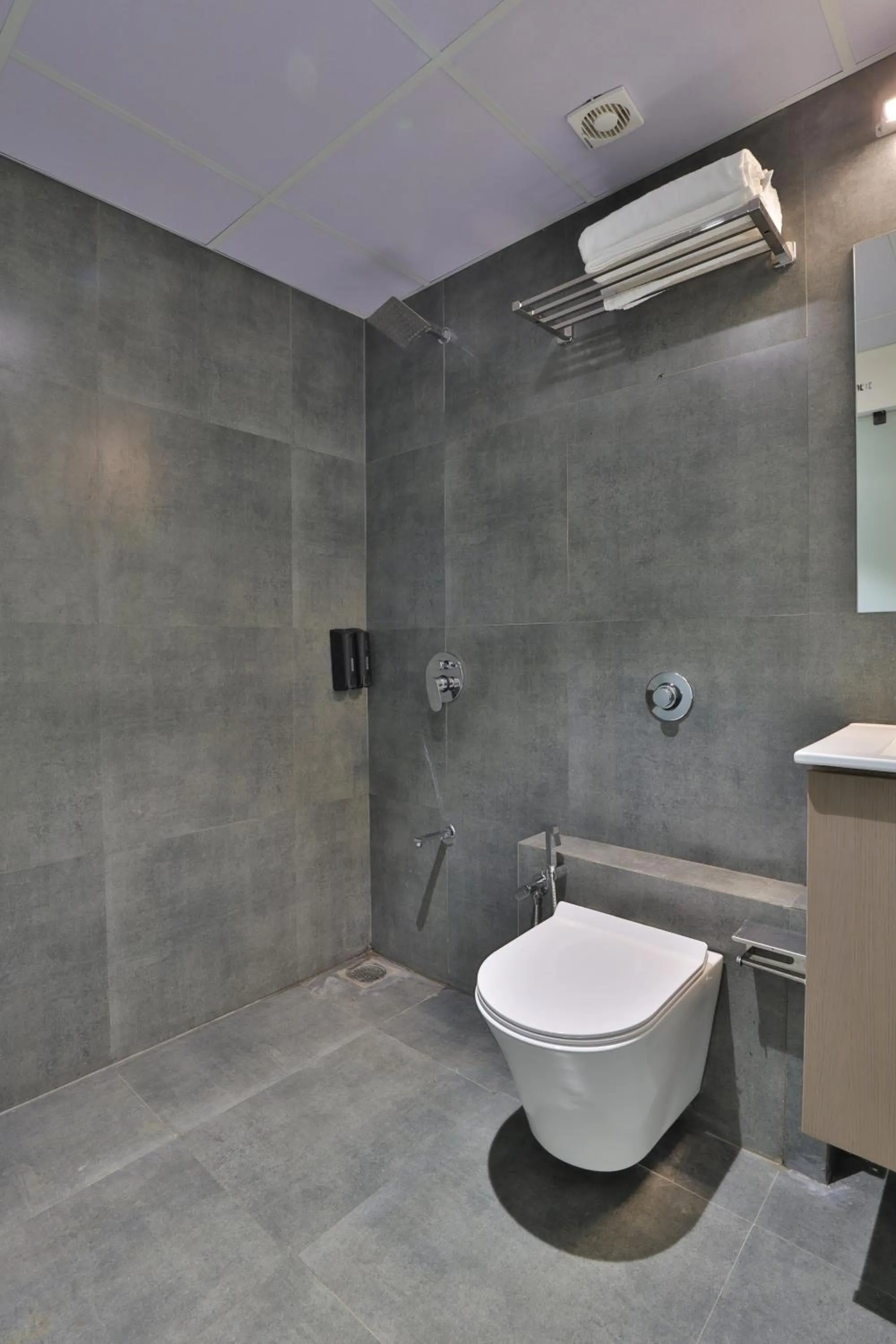 Bathroom in Hotel Shivashish