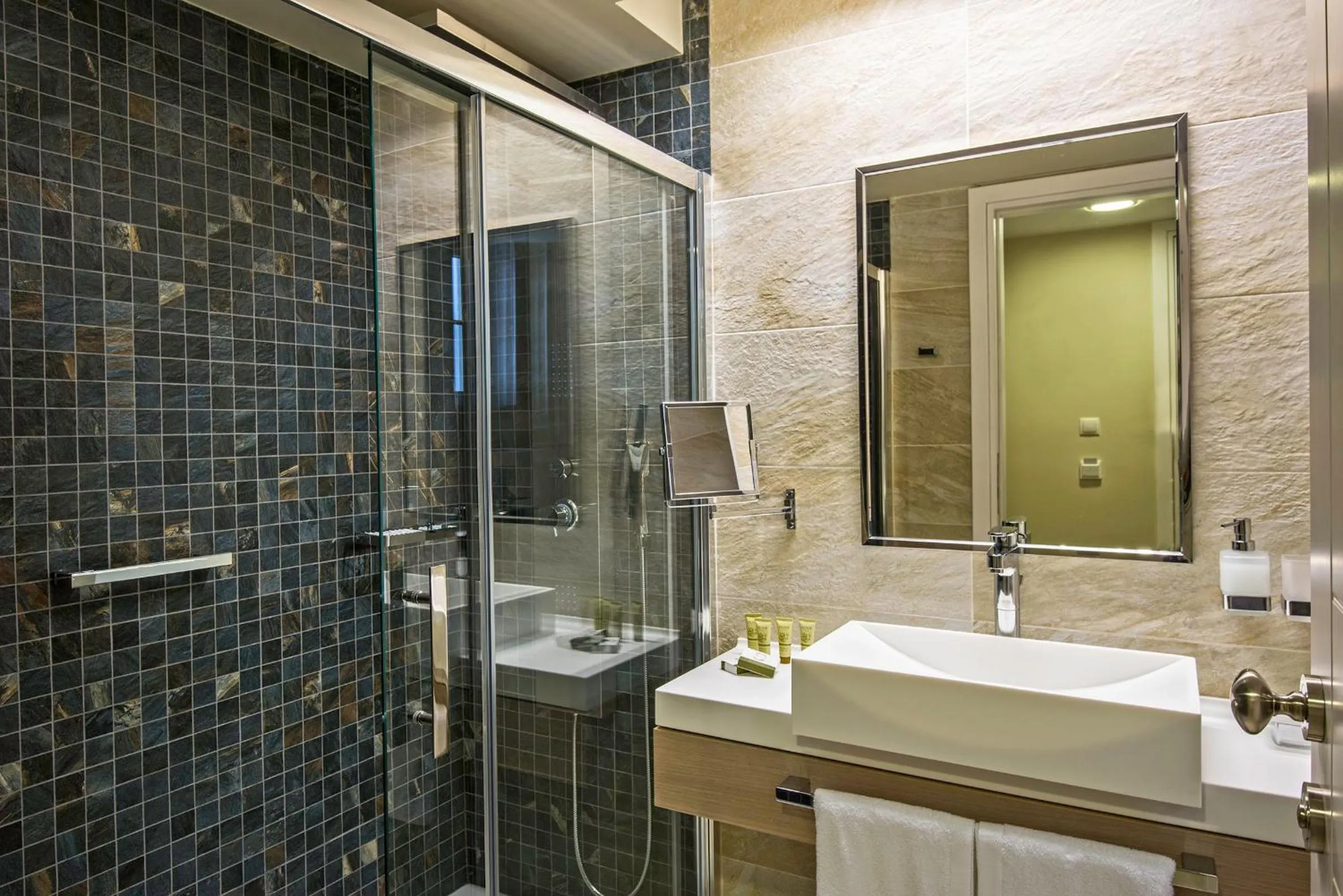 Bathroom in Swell Boutique Hotel