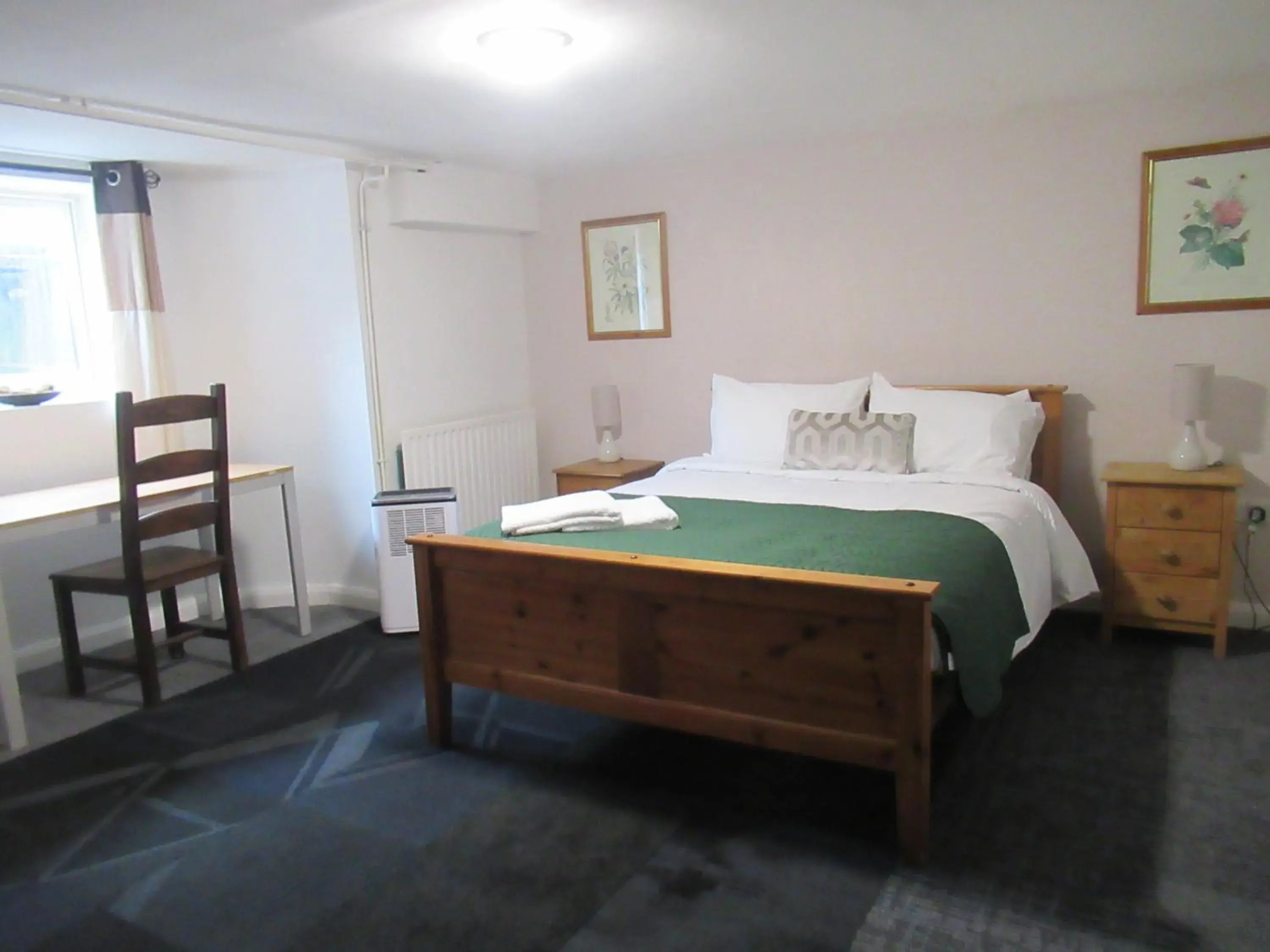 Apartment - single occupancy - Ground Floor in Captain Howey Hotel Apartment - single occupancy - Ground Floor in Captain Howey Hotel