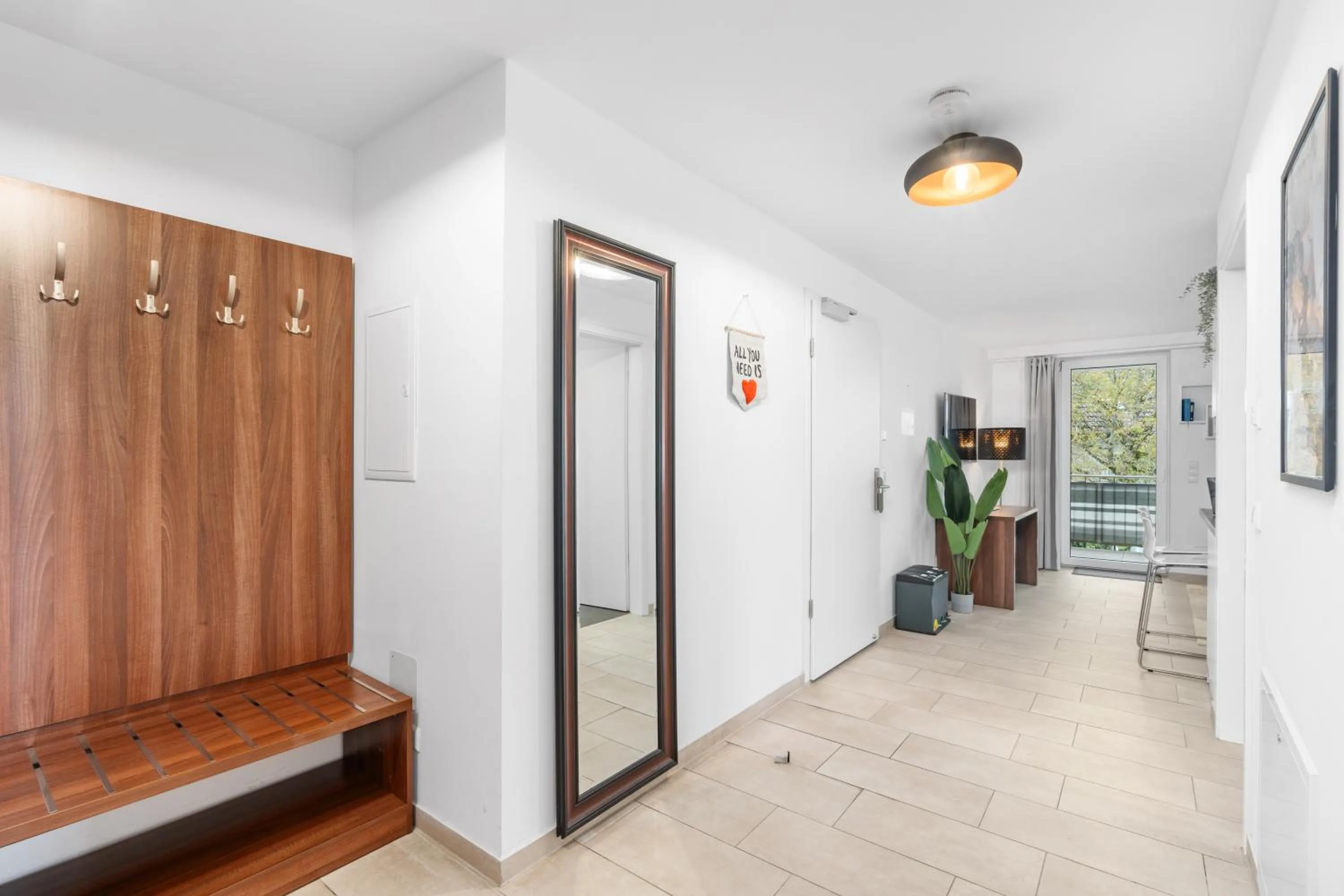 wardrobe in Amelie chez Inez