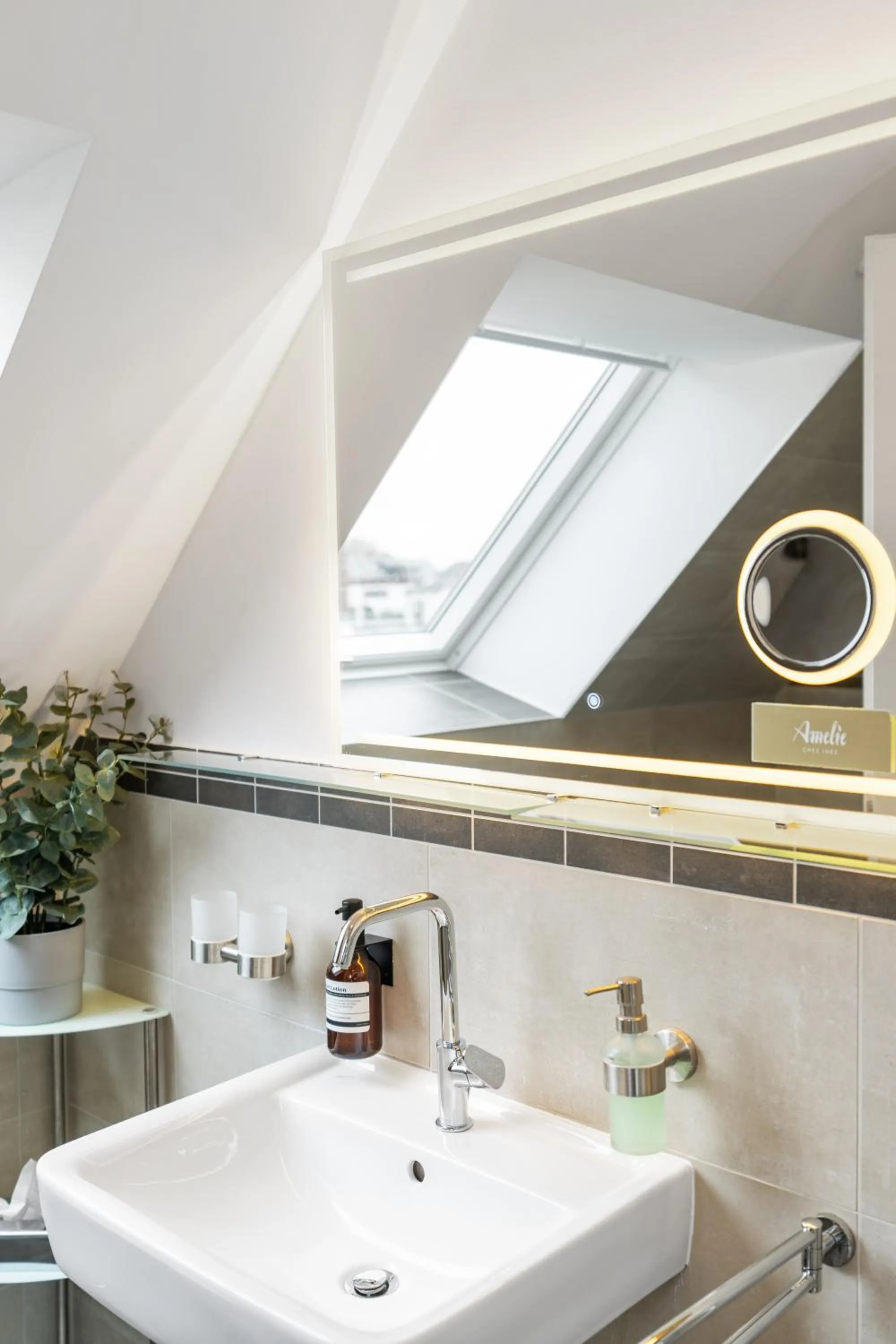 Bathroom in Amelie chez Inez