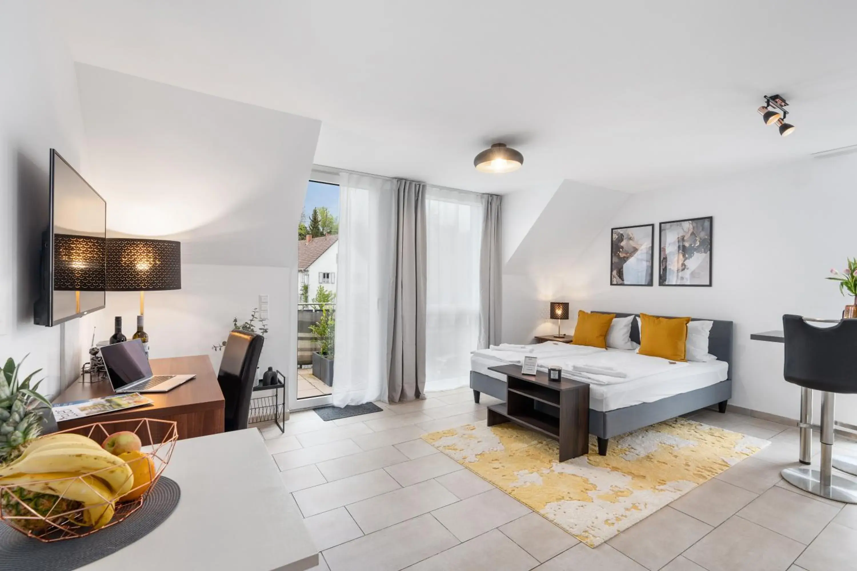 Studio - Disability Access in Amelie chez Inez Studio - Disability Access in Amelie chez Inez