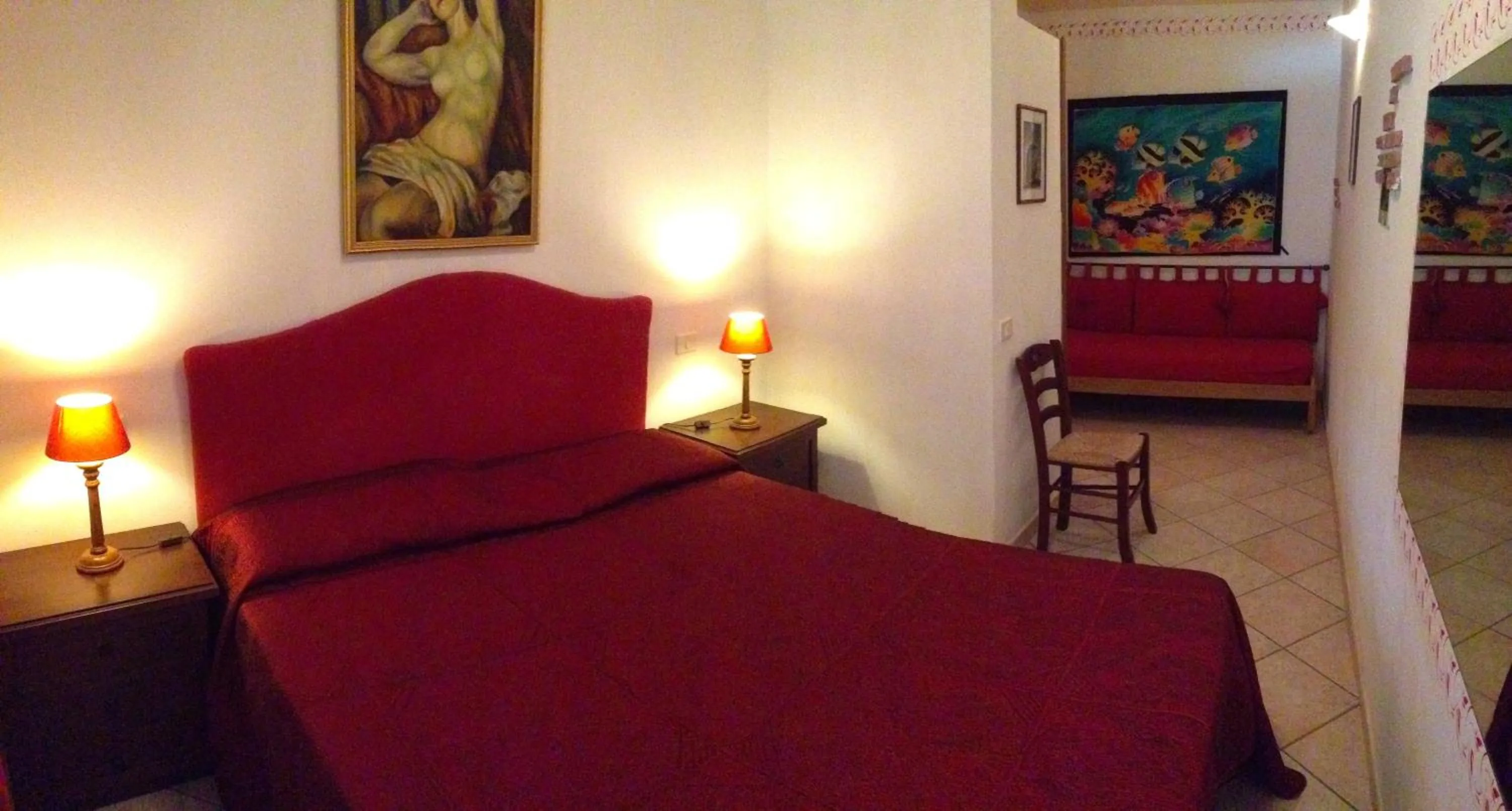 Decorative detail, Bed in Residence Oasis