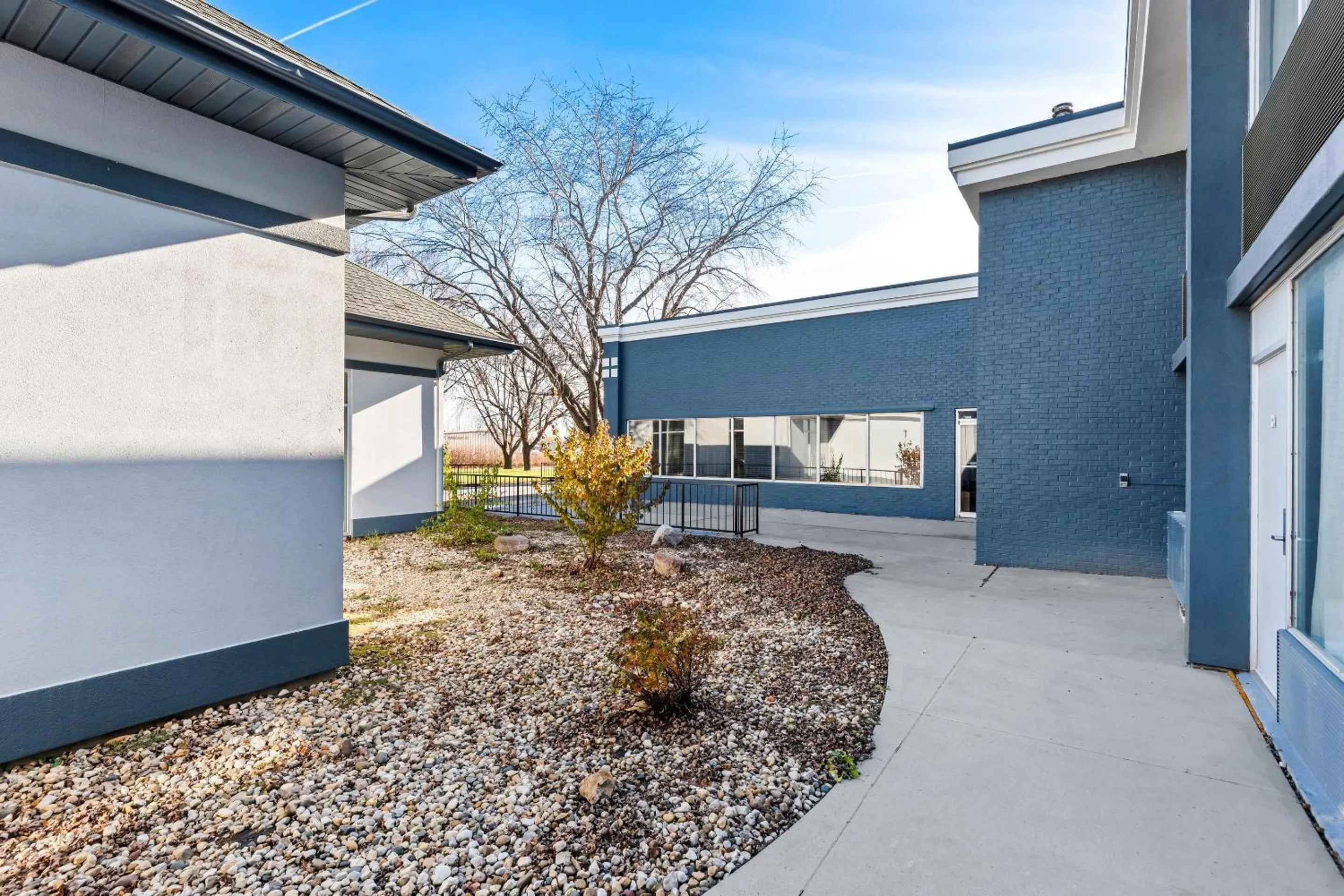 Property building in Suburban Studios Fort Dodge