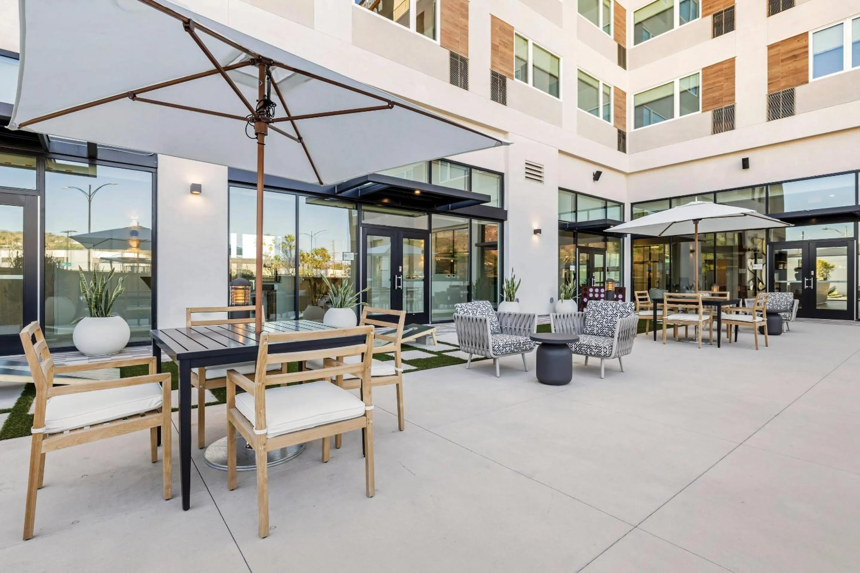 Swimming pool in Cambria Hotel Burbank Airport