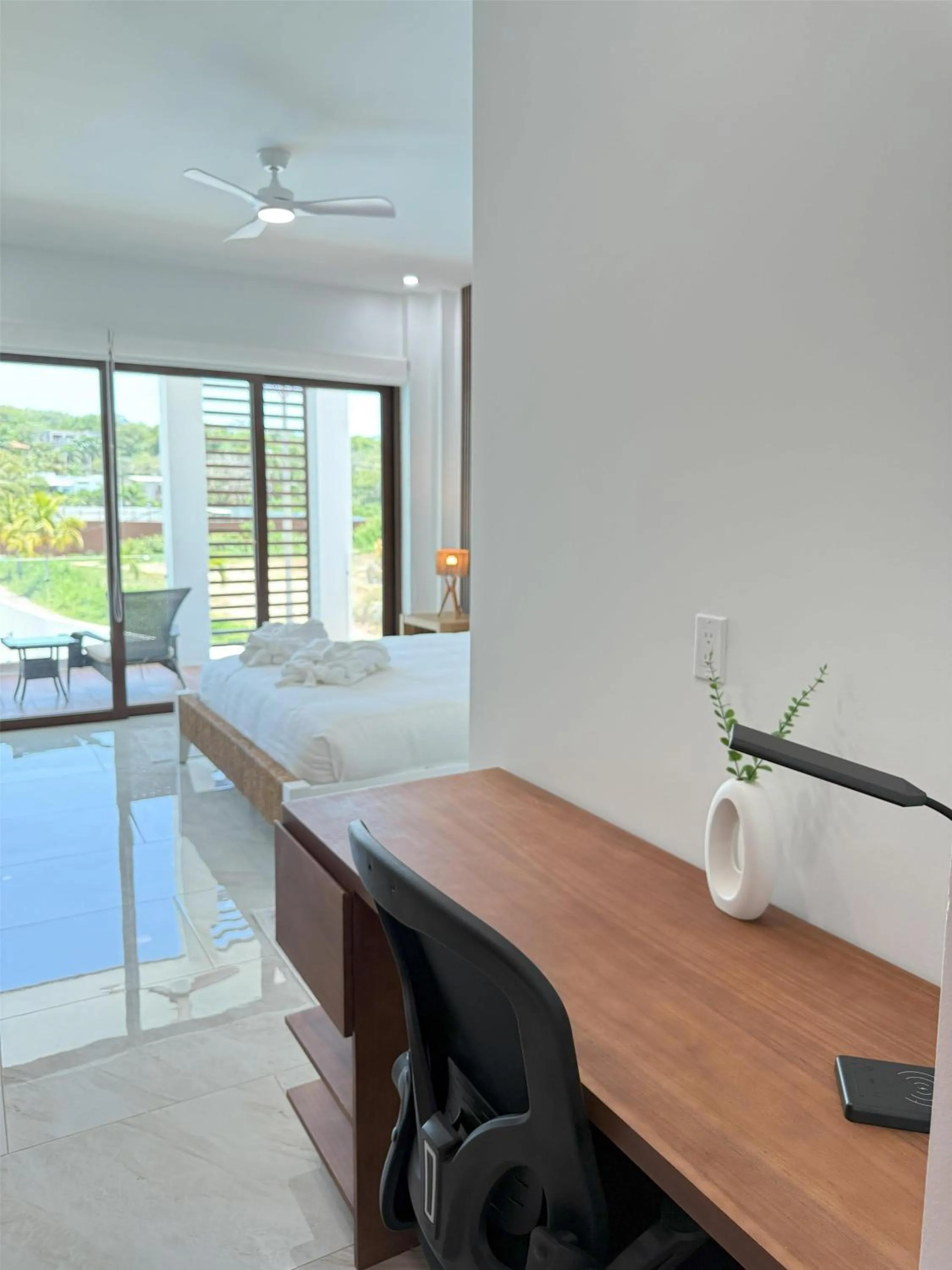 Photo of the whole room, Bed in Acqua di Mare Resort