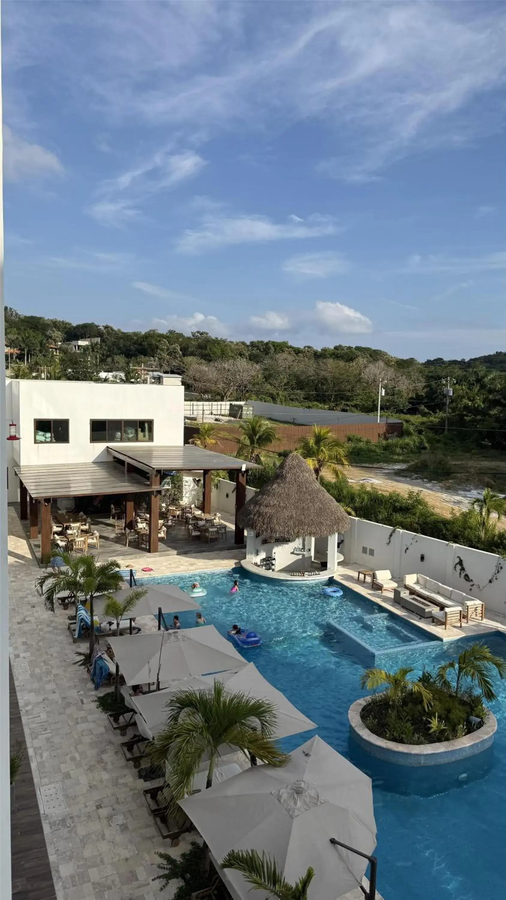 Pool view in Acqua di Mare Resort Pool view in Acqua di Mare Resort