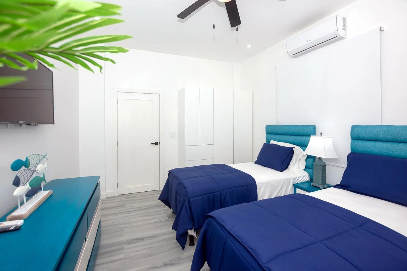 Bed in Acqua di Mare Resort