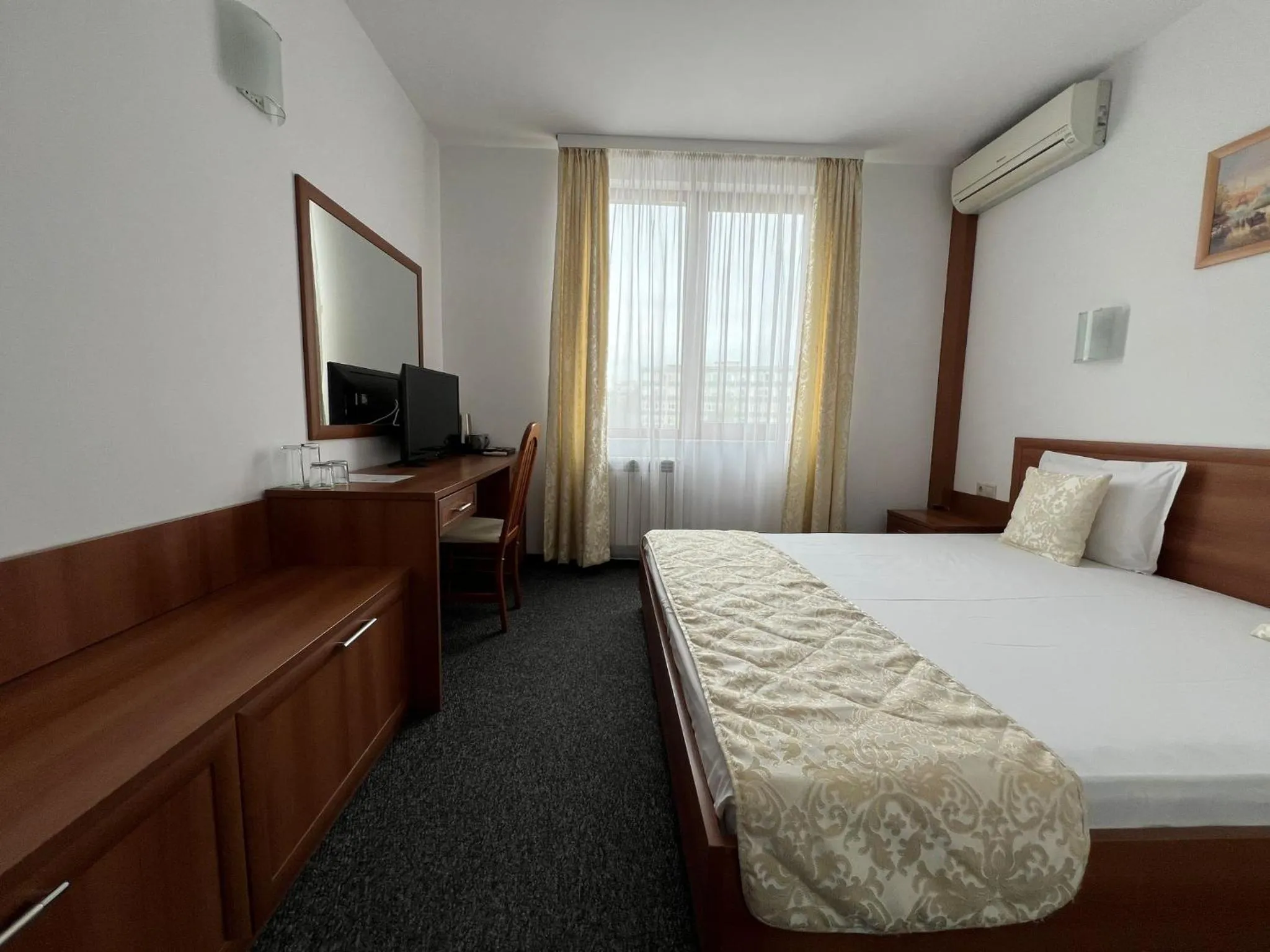 Bed in Family Hotel 007 Ivan Dimitrov-Kuklata 15 Str