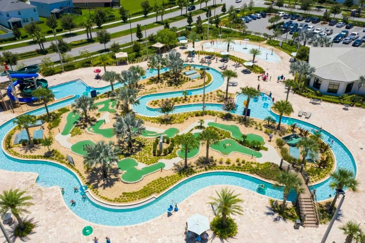 Family Paradise Space Themed Perfect Location