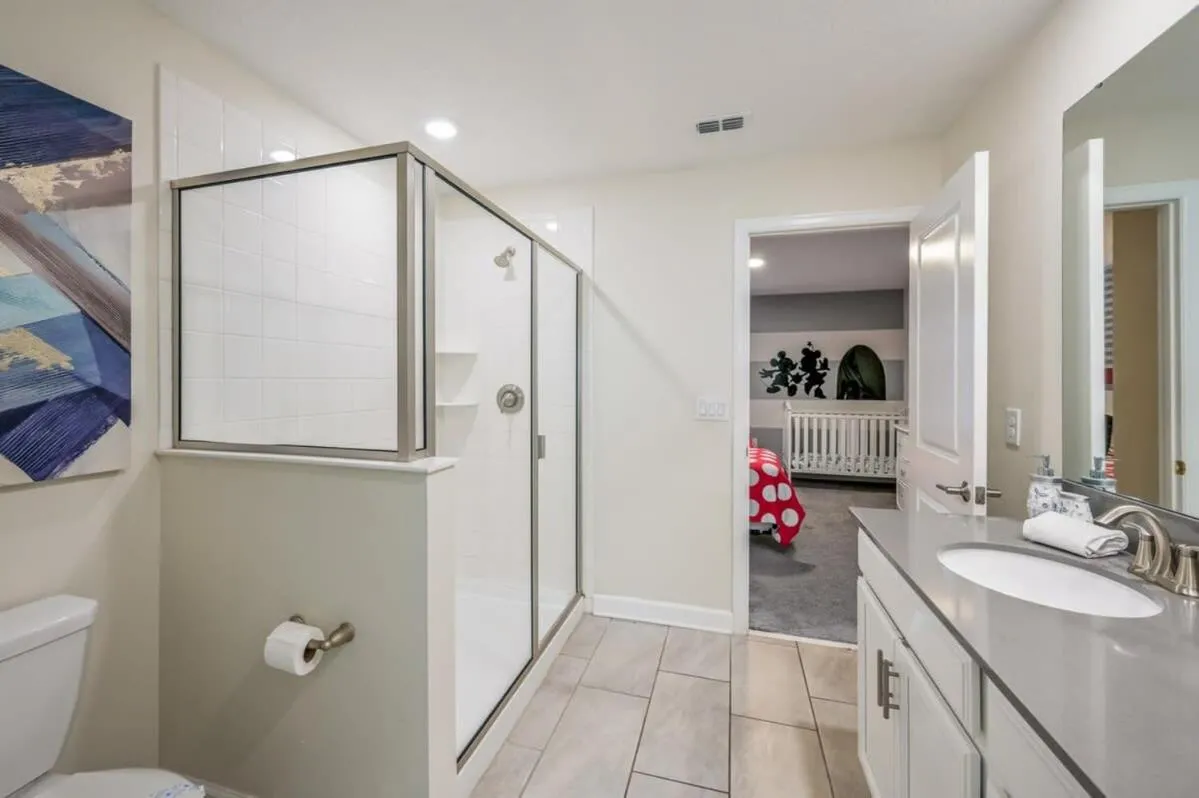 Family Paradise Space Themed Perfect Location