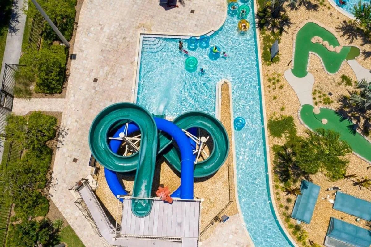 Family Paradise Space Themed Perfect Location
