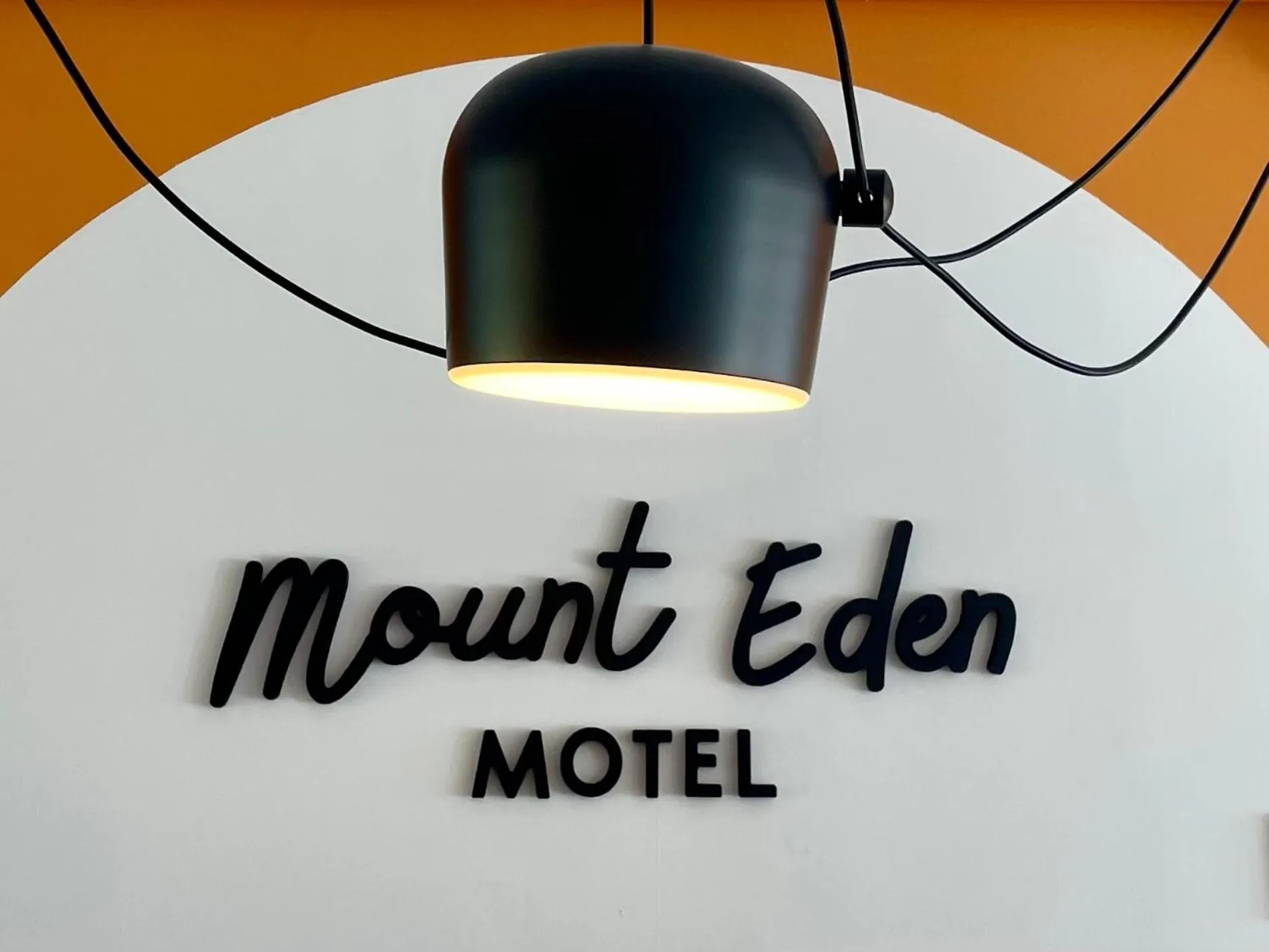 Lobby or reception in Mount Eden Motel