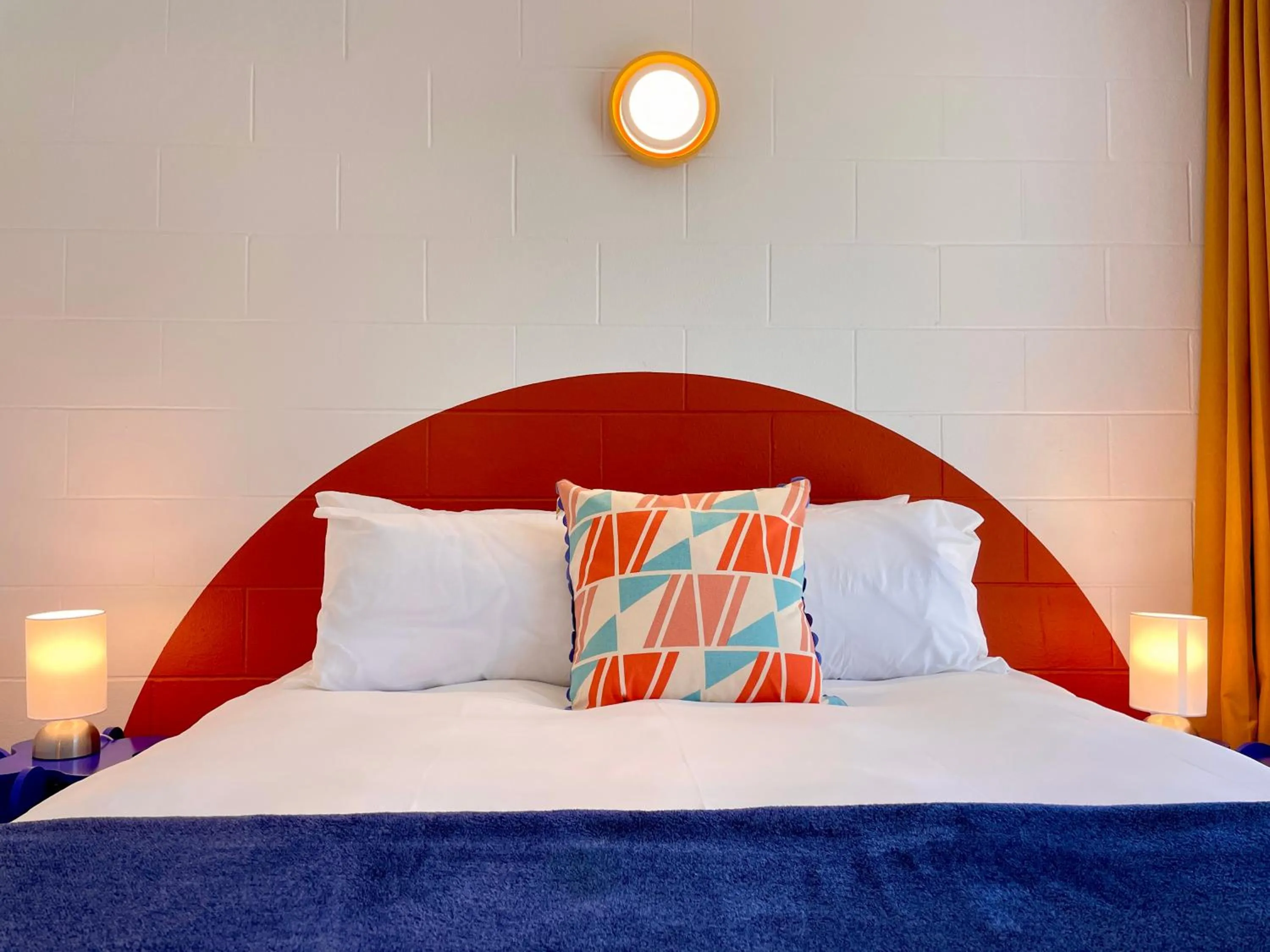 Bed in Mount Eden Motel