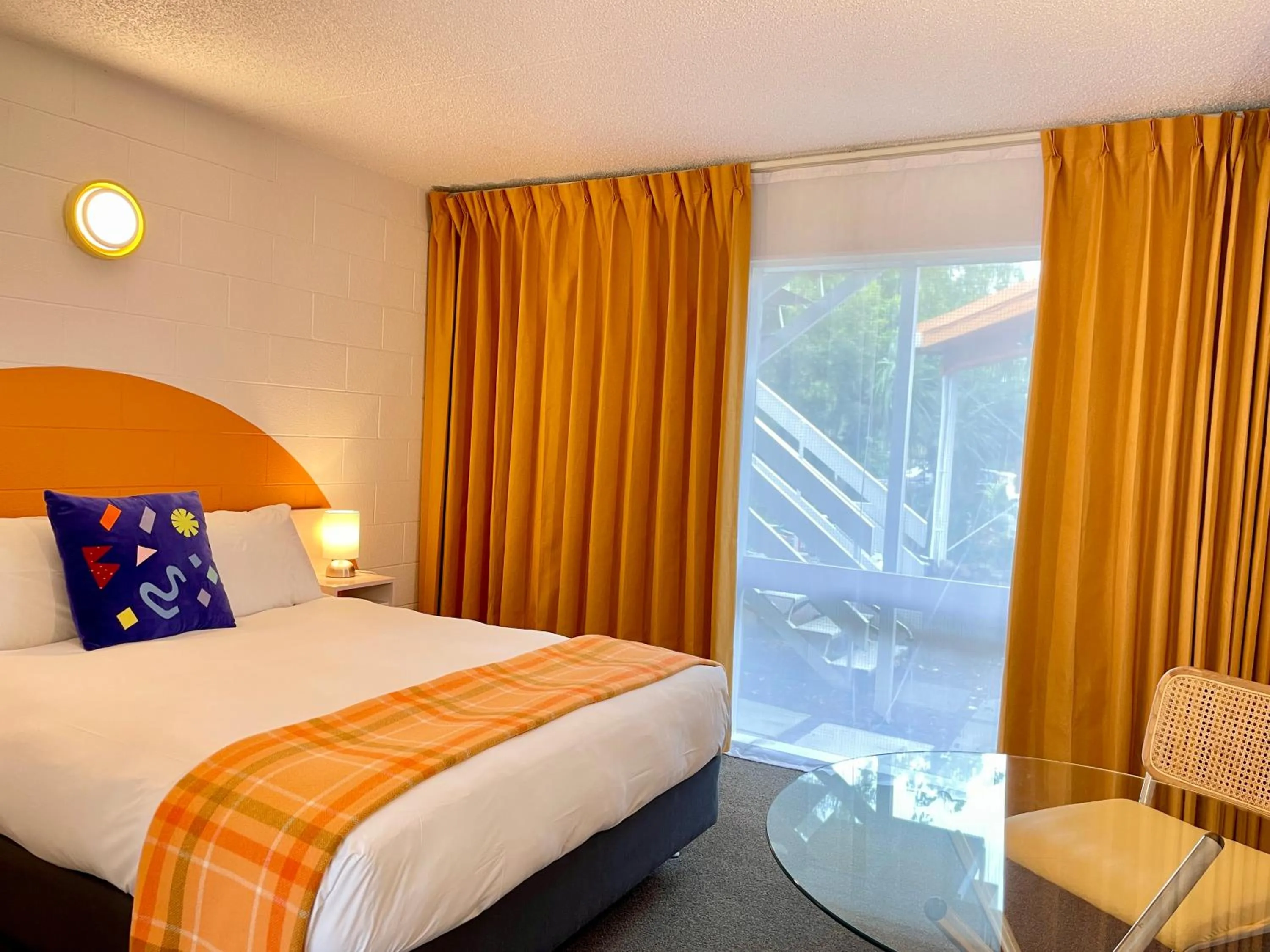 Bed in Mount Eden Motel