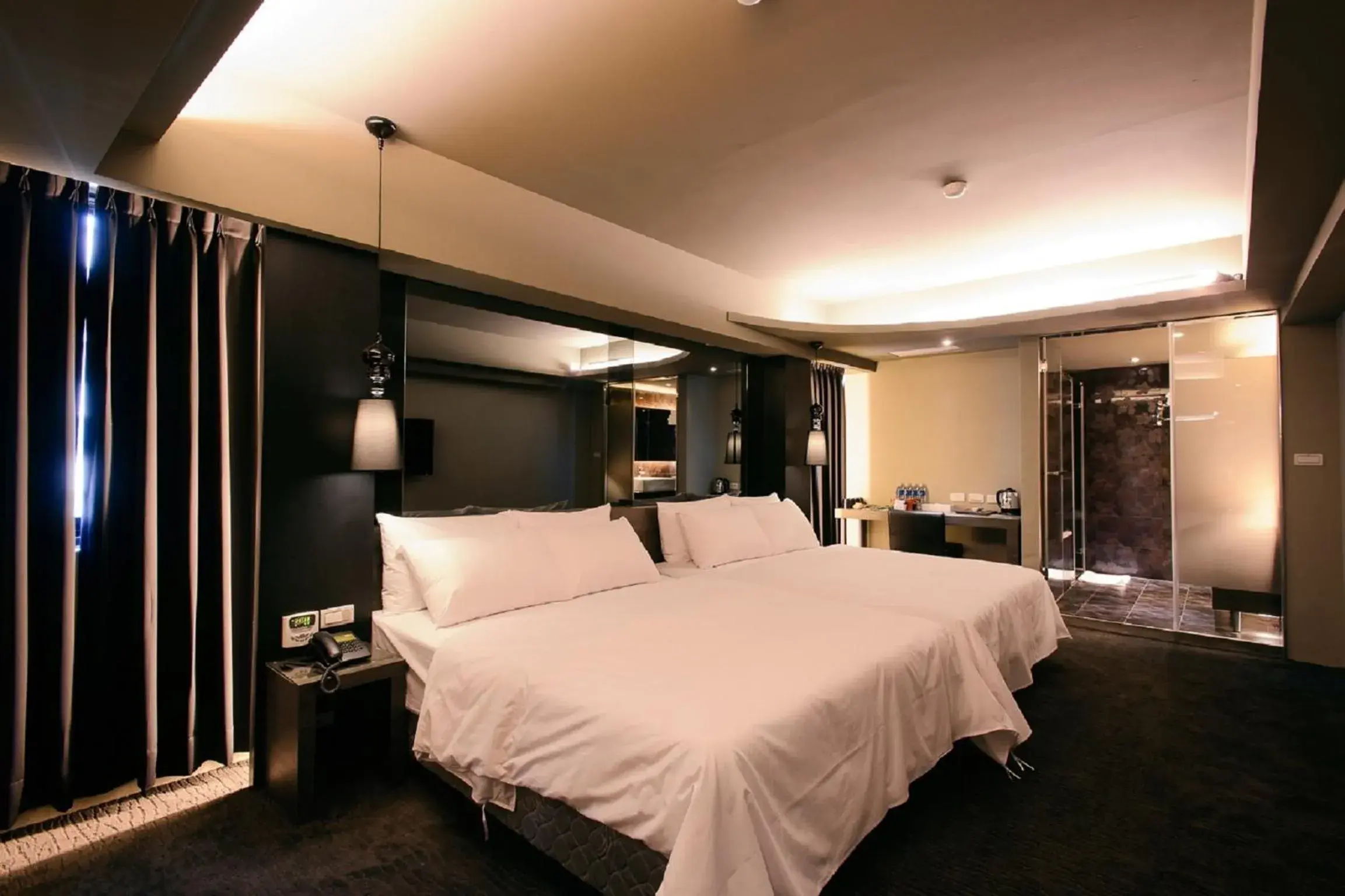 Photo of the whole room, Bed in Kiwi Express Hotel - Jiuru Rd Photo of the whole room, Bed in Kiwi Express Hotel - Jiuru Rd