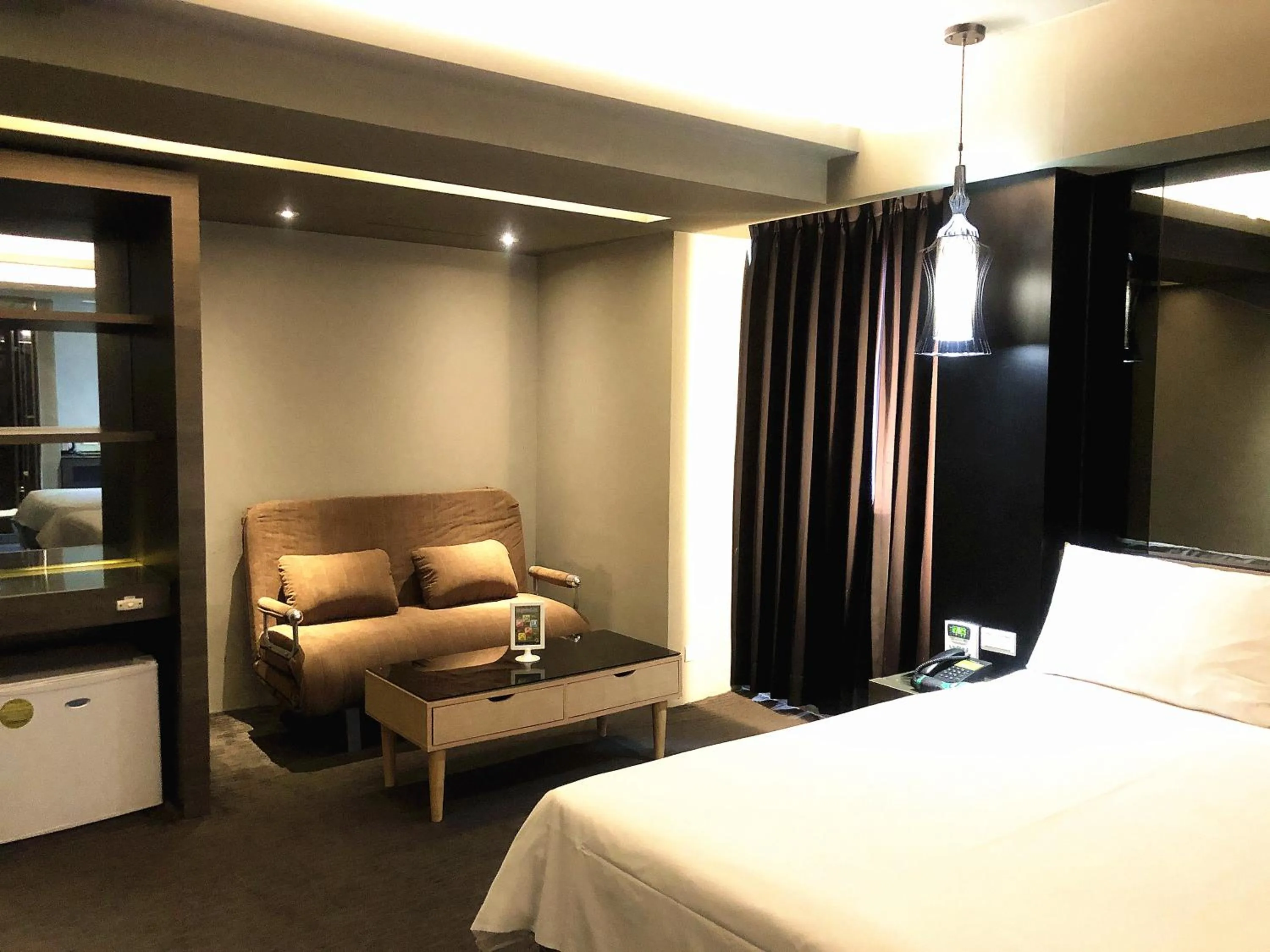 Bed in Kiwi Express Hotel - Jiuru Rd