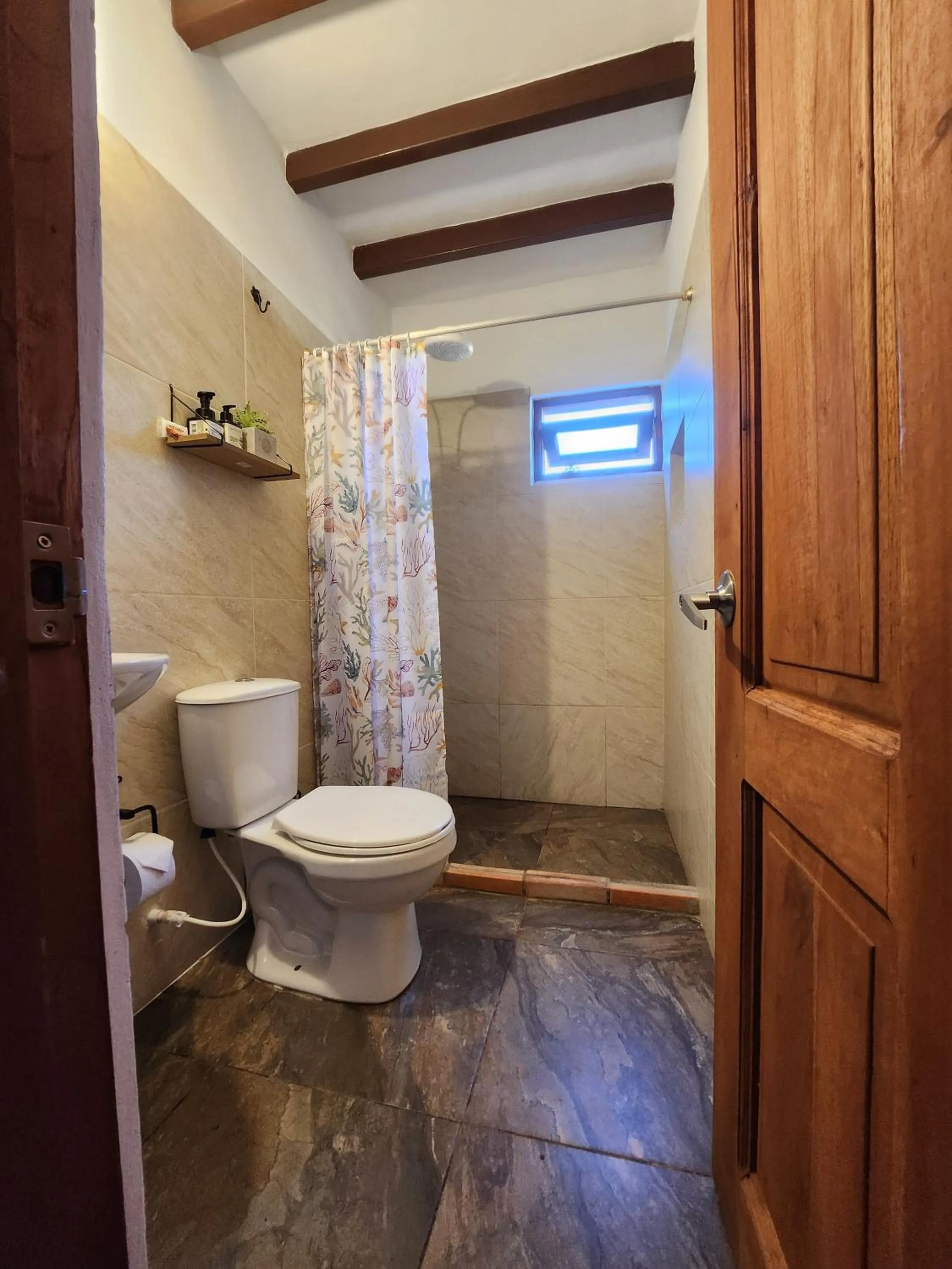 Shower in Hotel Ficus Villa de Leyva