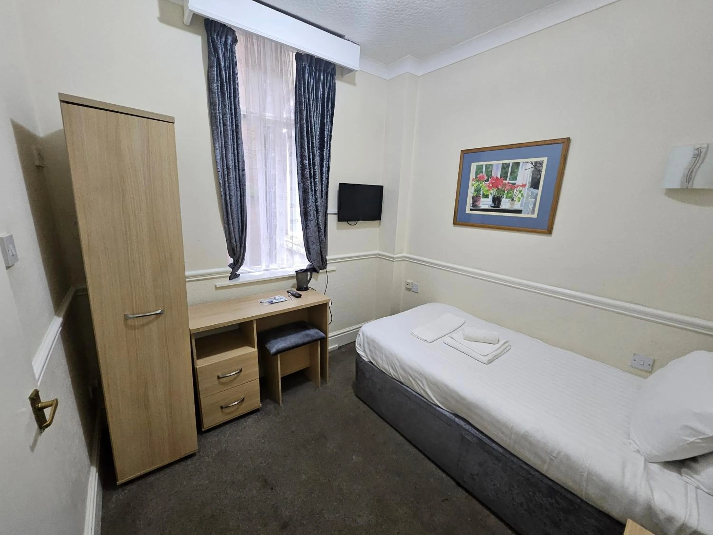 Bed in The President Hotel