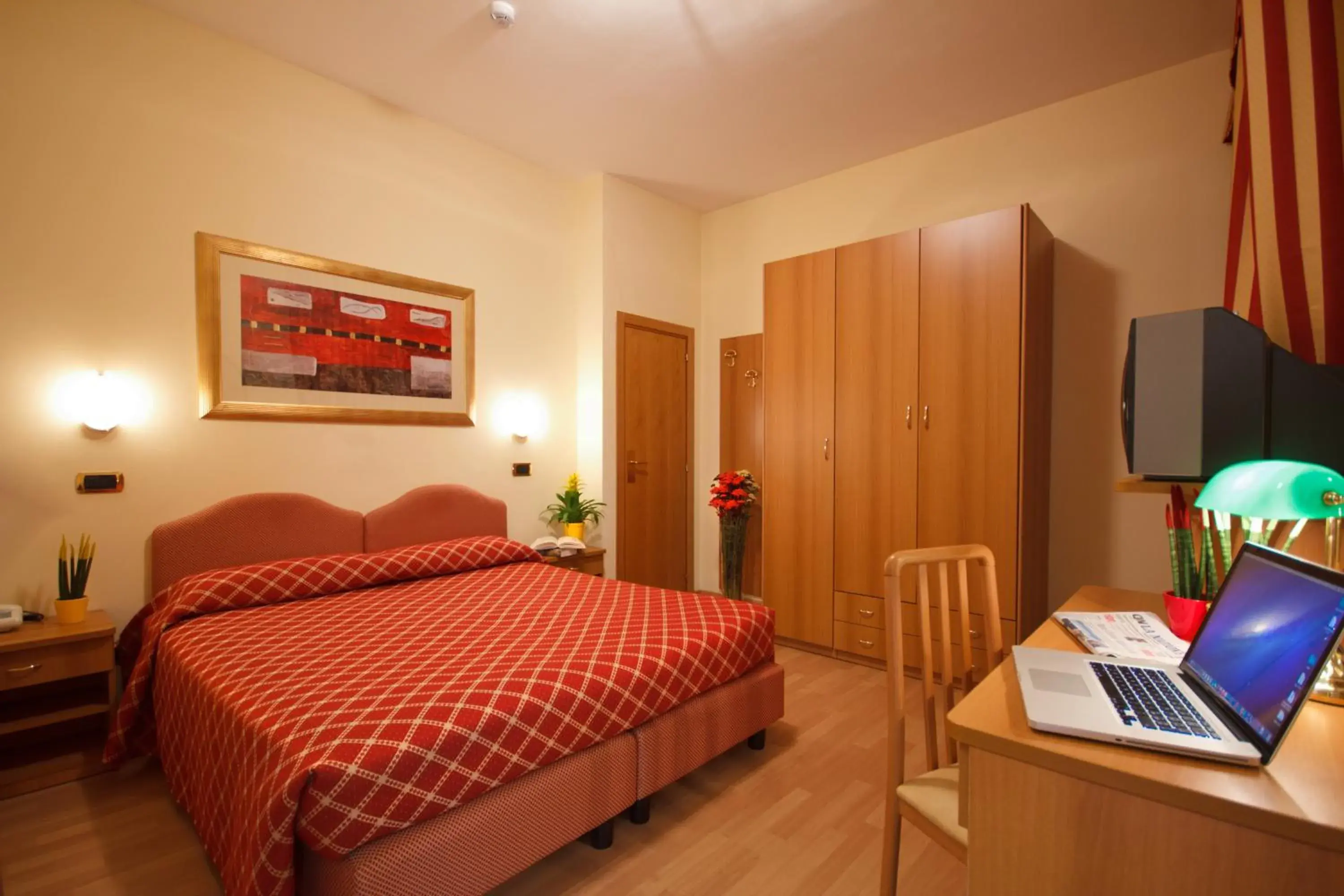 Standard Double or Twin Room - single occupancy in Hotel Villa Luca Standard Double or Twin Room - single occupancy in Hotel Villa Luca