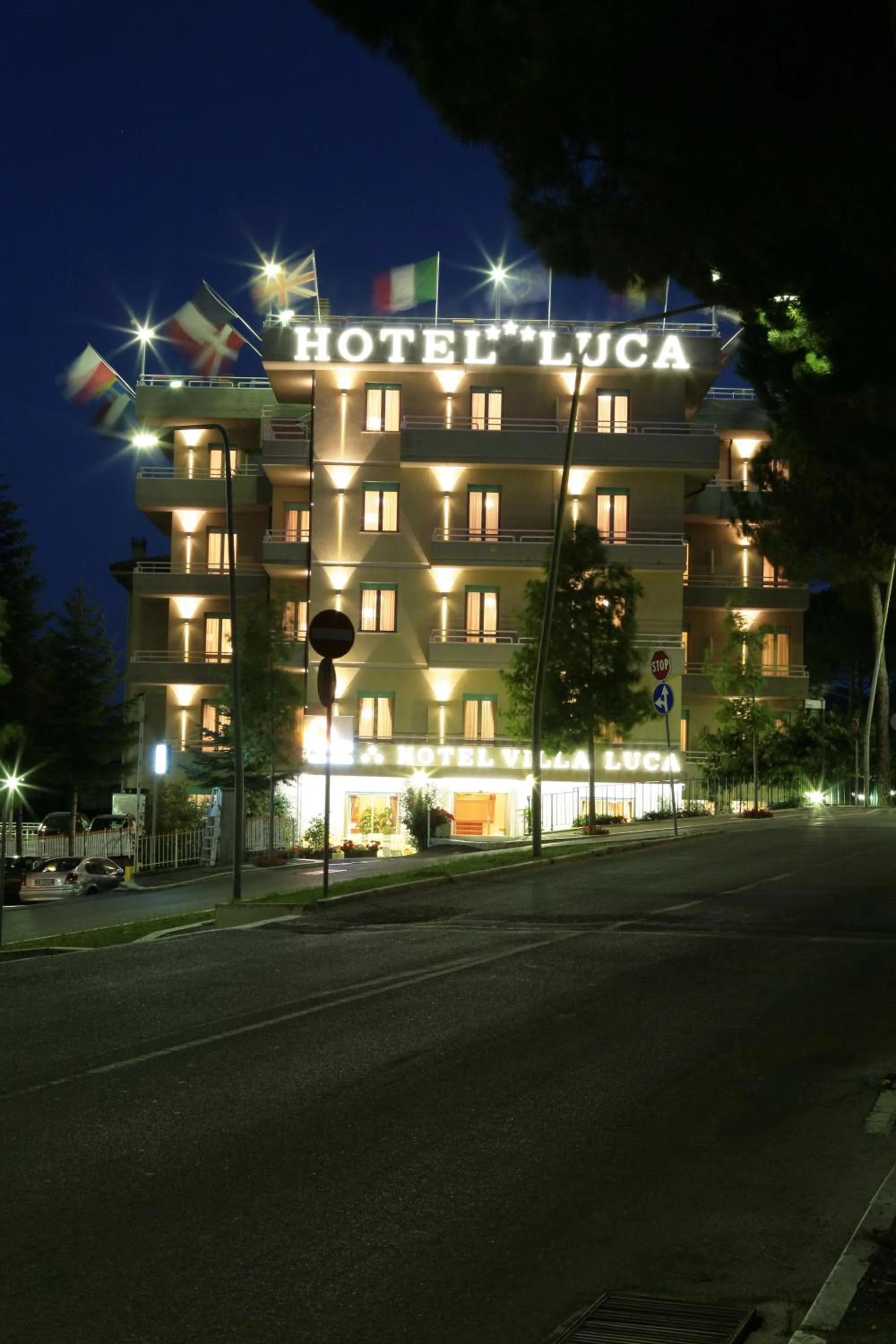 Facade/entrance in Hotel Villa Luca