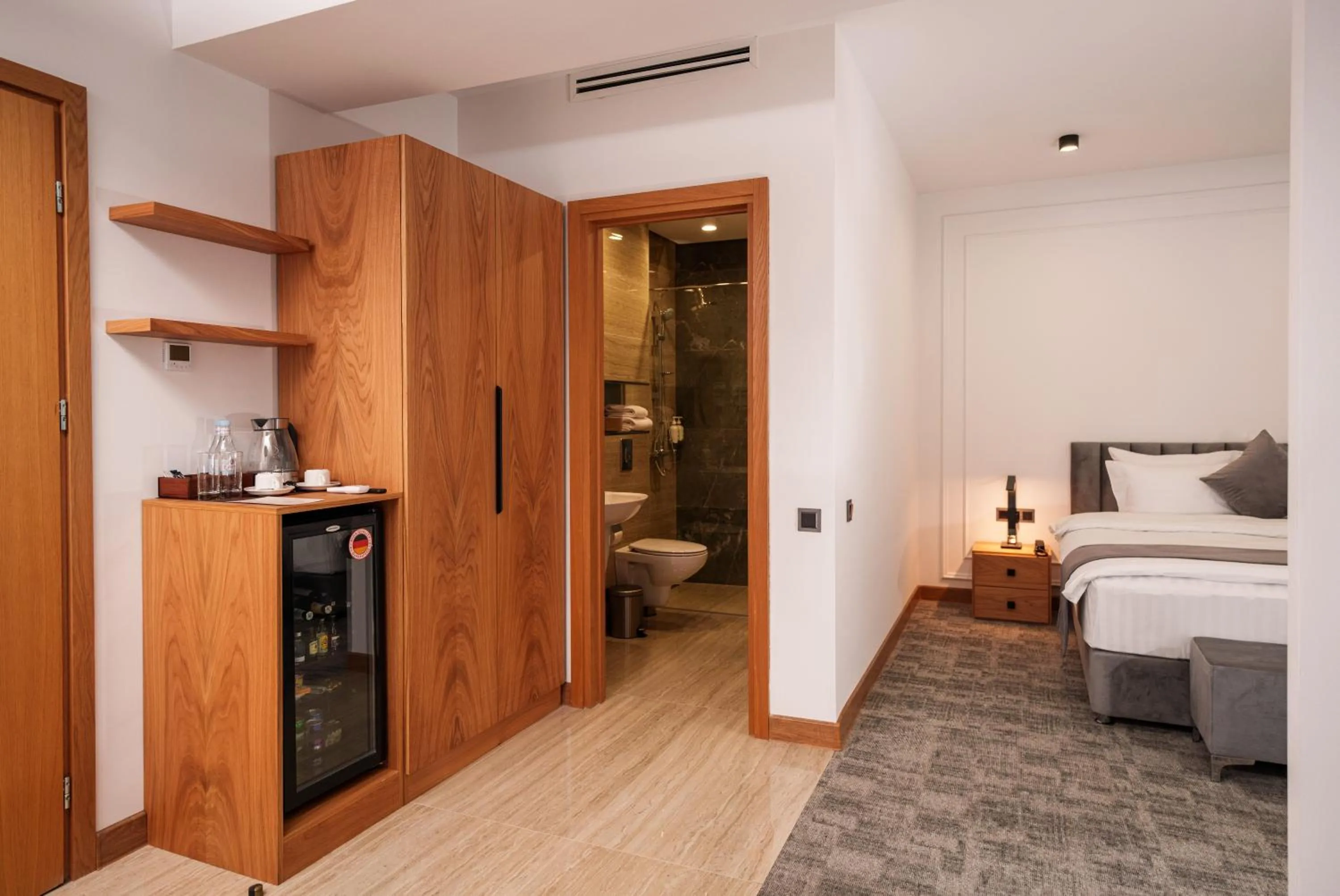 Photo of the whole room, Bed in Revive Boutique Hotel