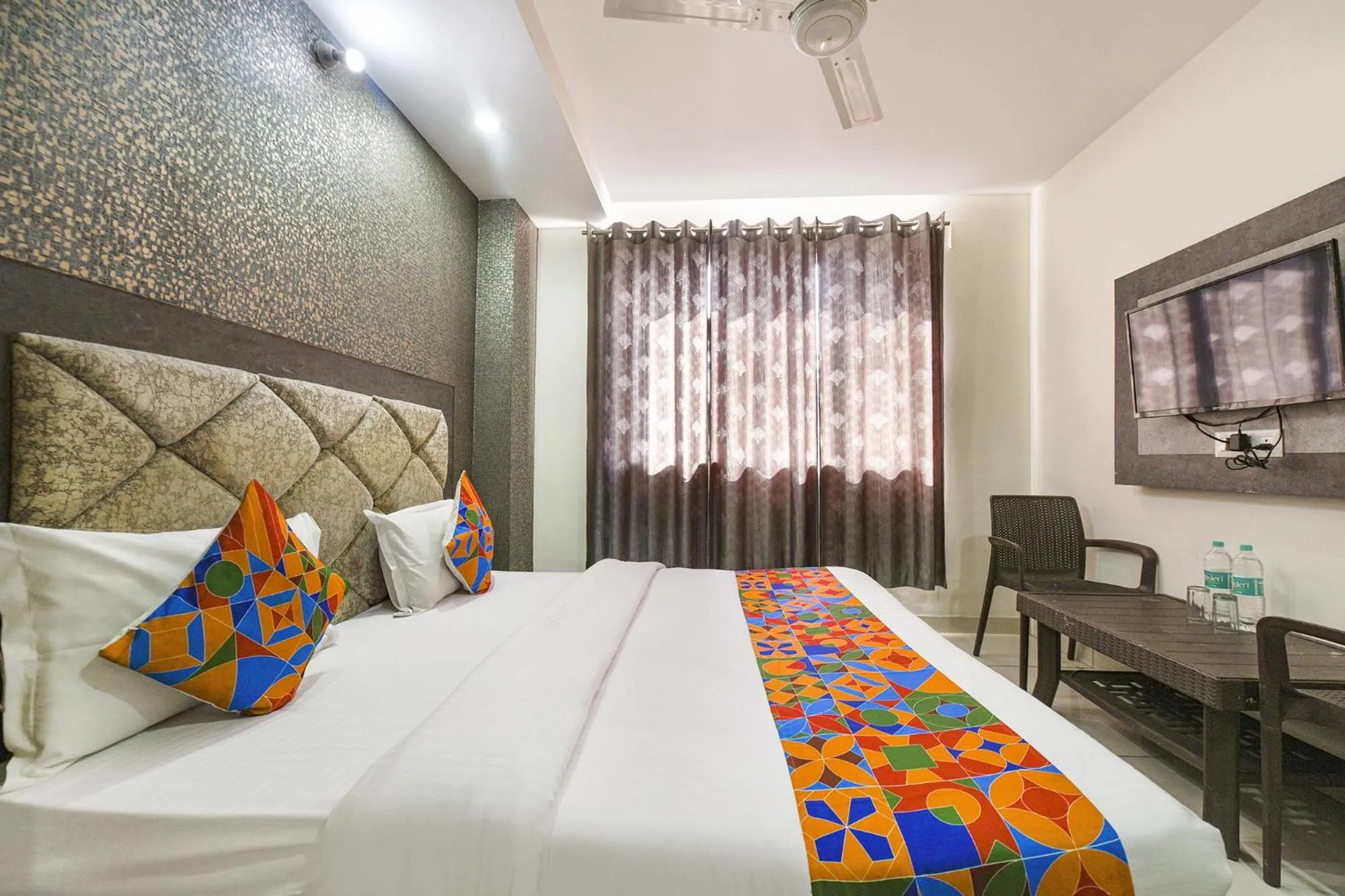 Bed in FabHotel Green Valley