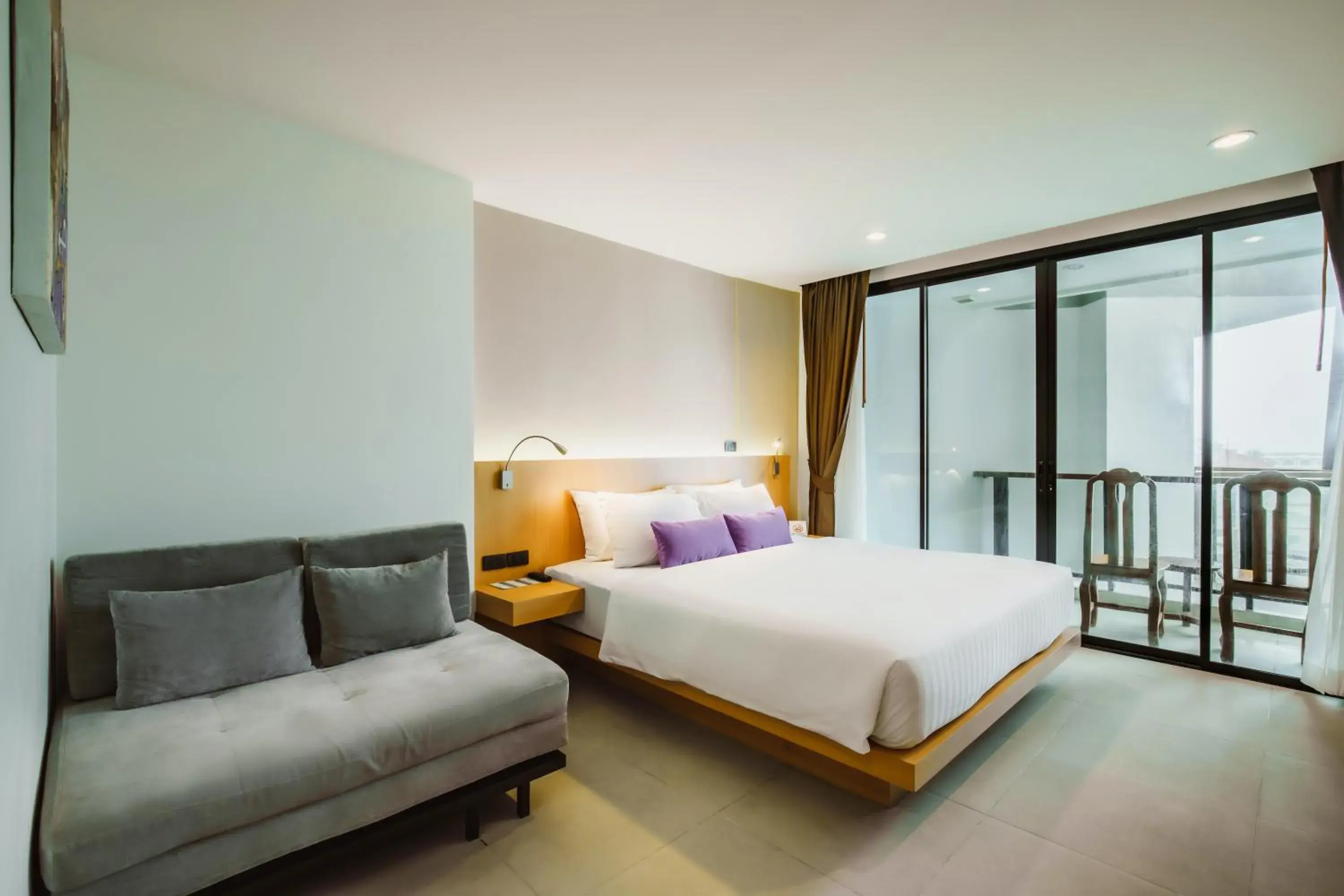 Bed in The Lunar Patong Bed in The Lunar Patong