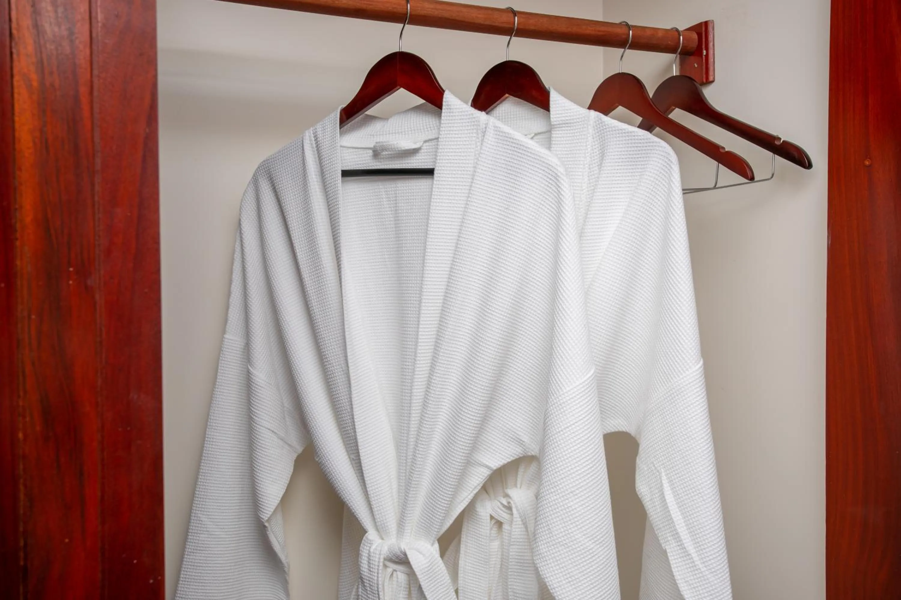 wardrobe in Mera Residence