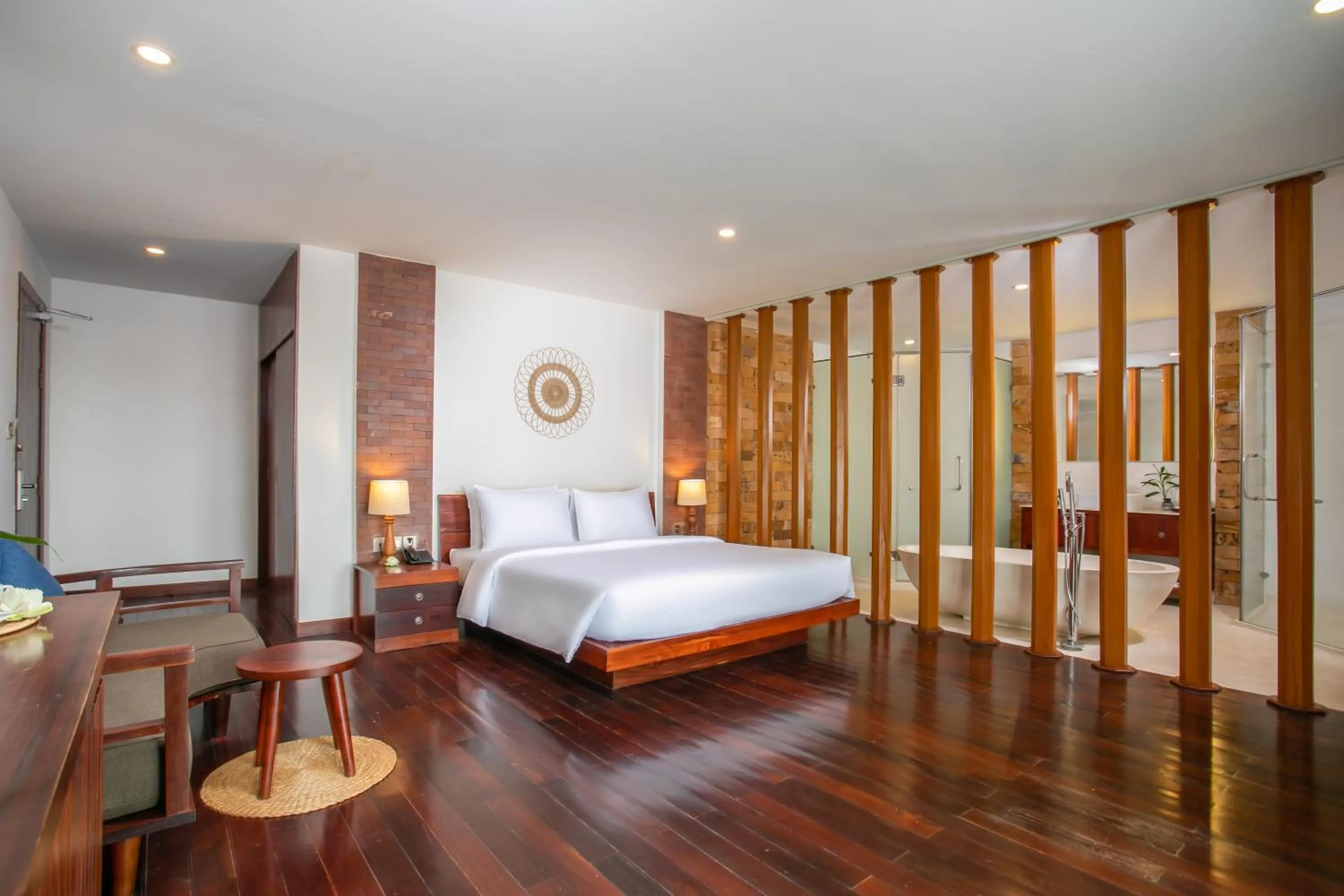 Bedroom, Bed in Mera Residence