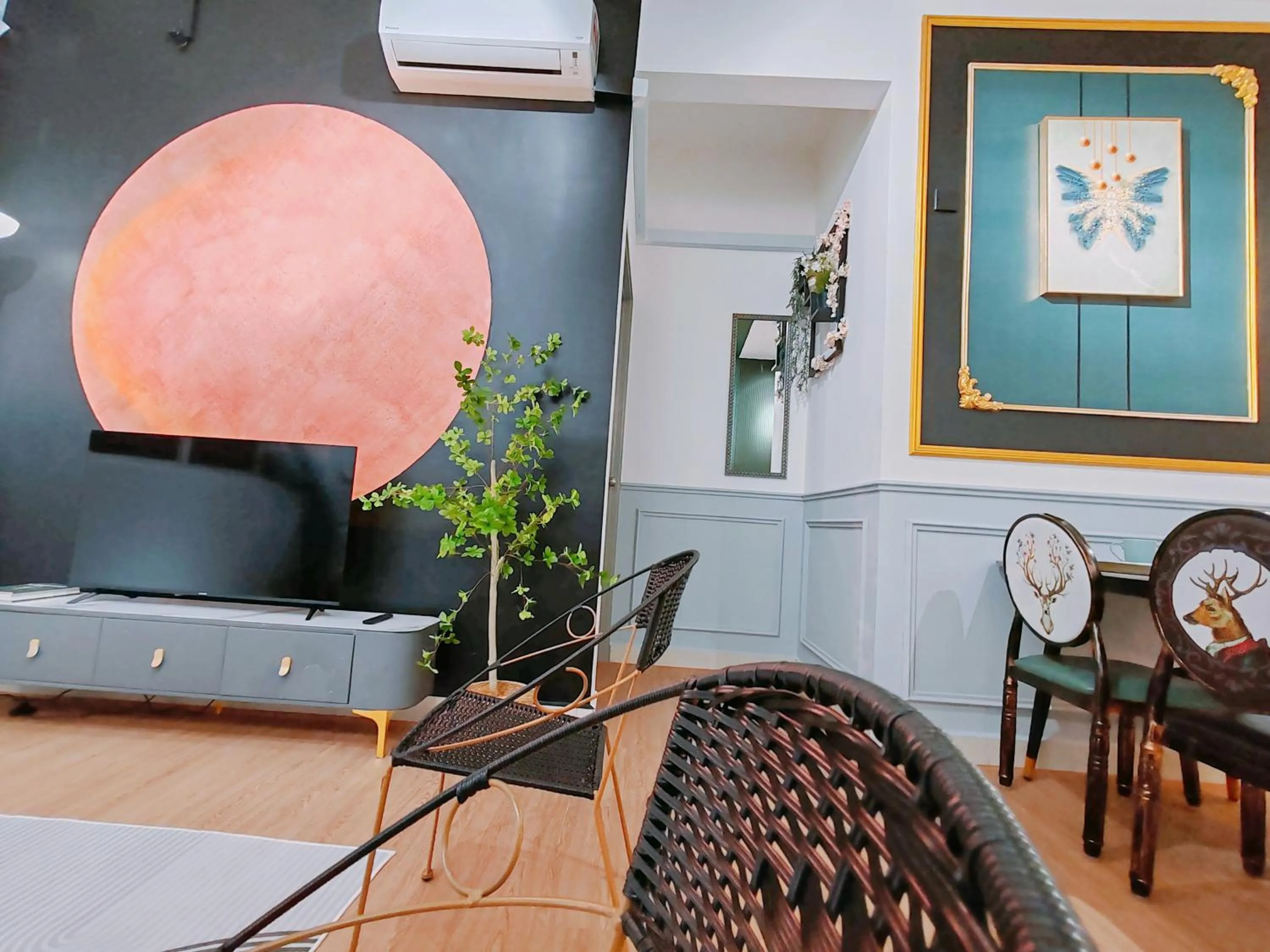 Moon Classic Falim by Irainbow