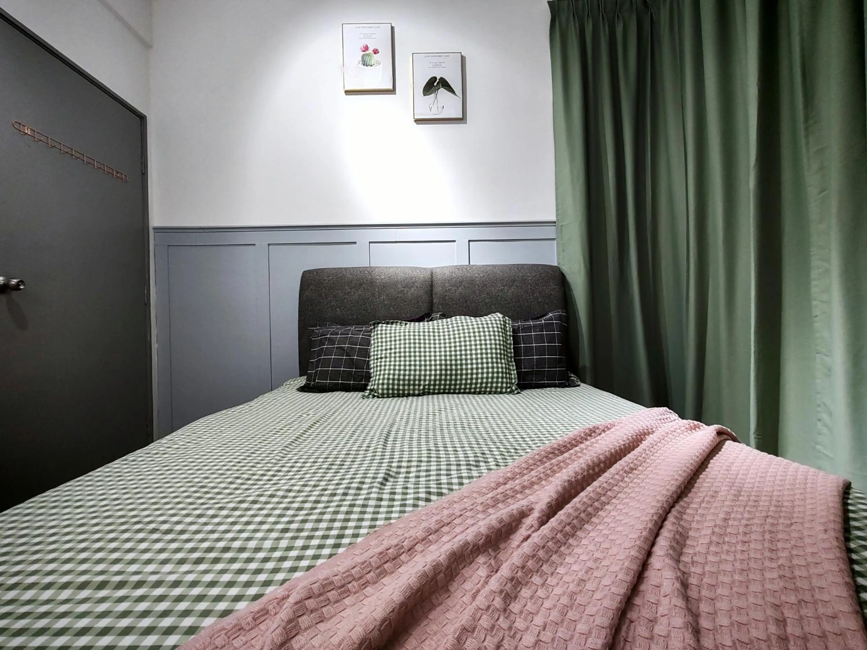 Bed in Moon Classic Falim by Irainbow