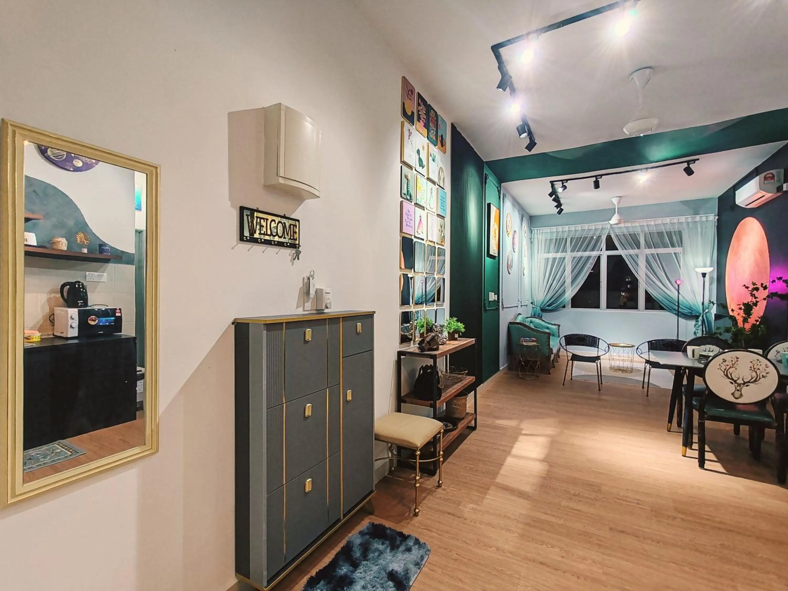 Moon Classic Falim by Irainbow