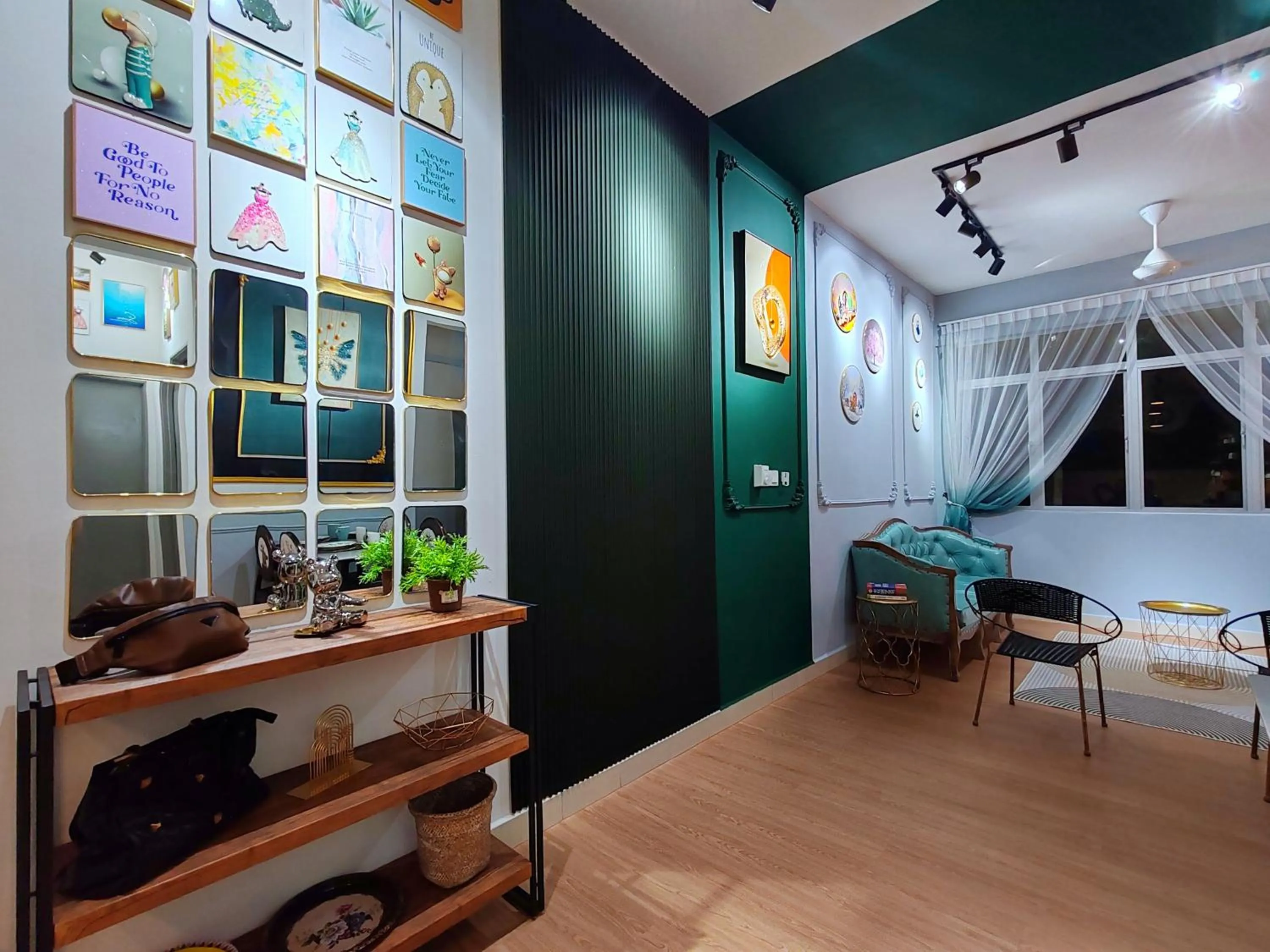 Moon Classic Falim by Irainbow