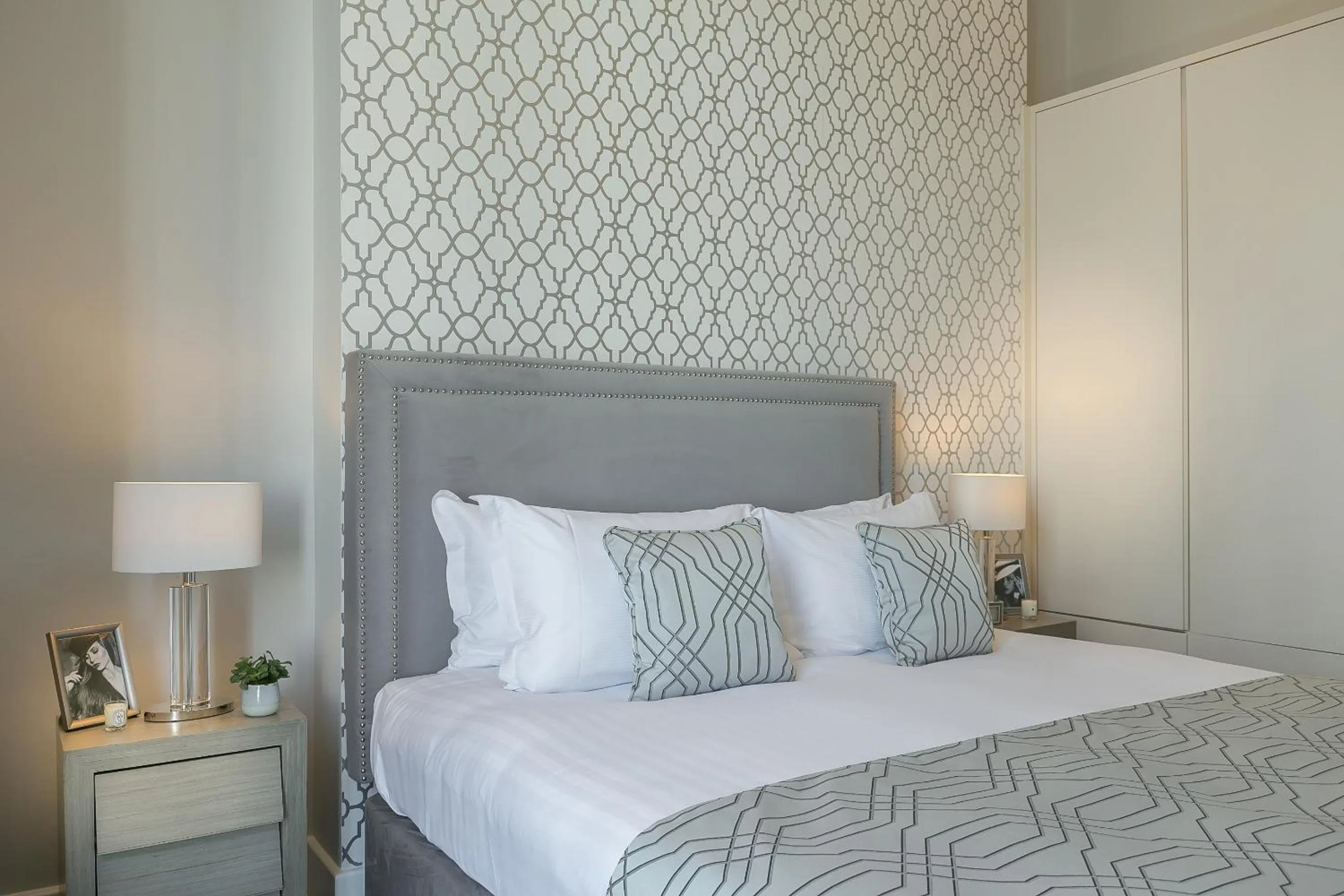 Bed in Chilworth Court