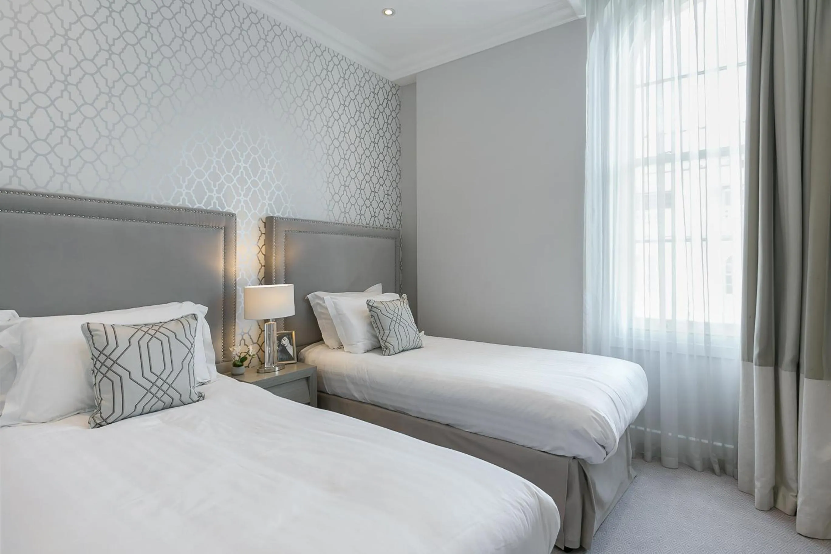 Bed in Chilworth Court