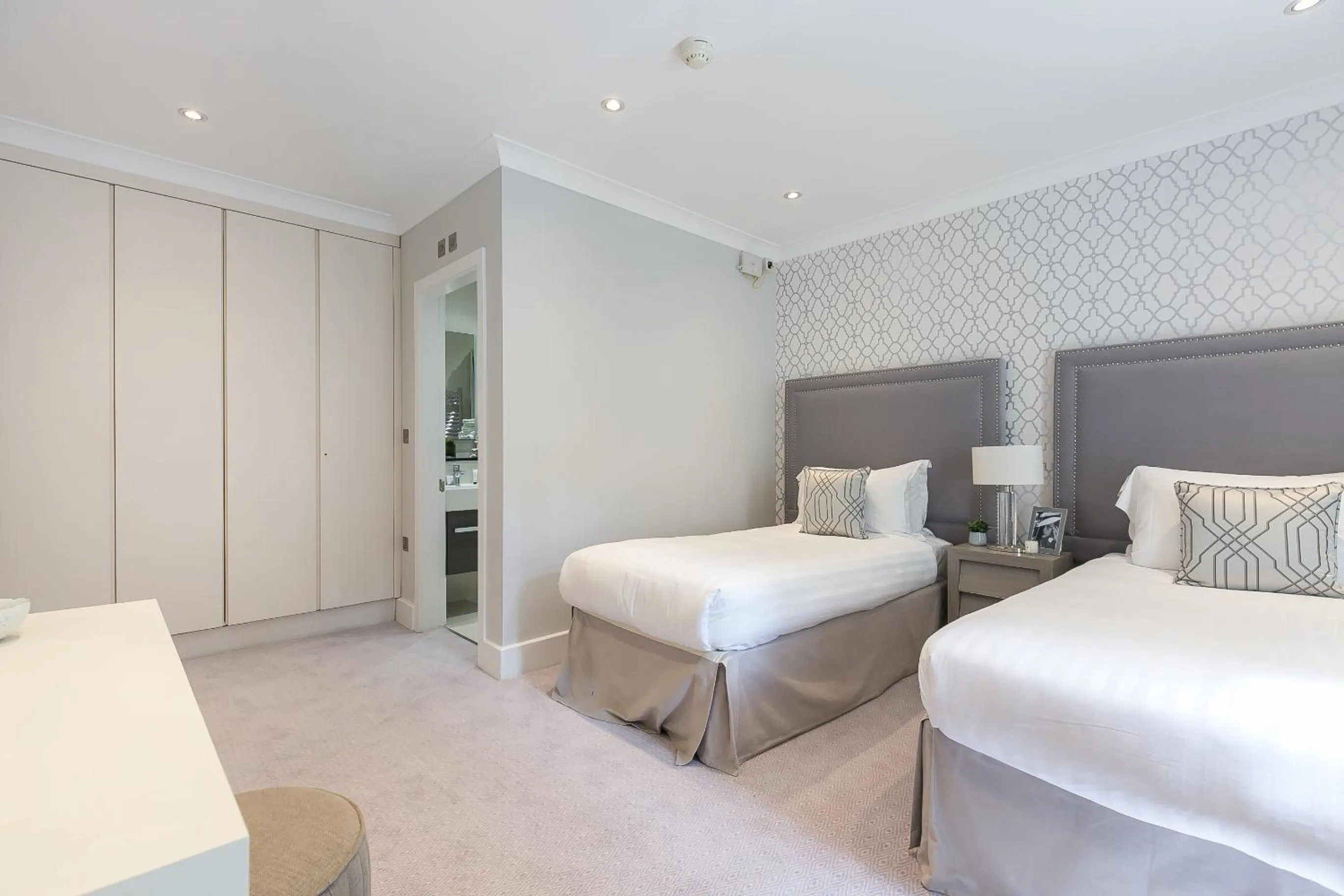 Bed in Chilworth Court